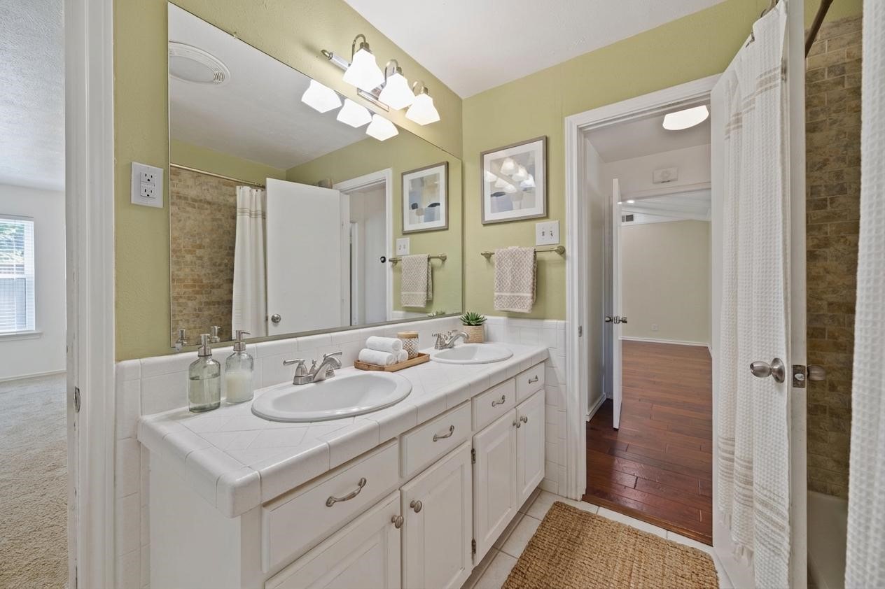 527 Twilight Trail Richardson TX 75080