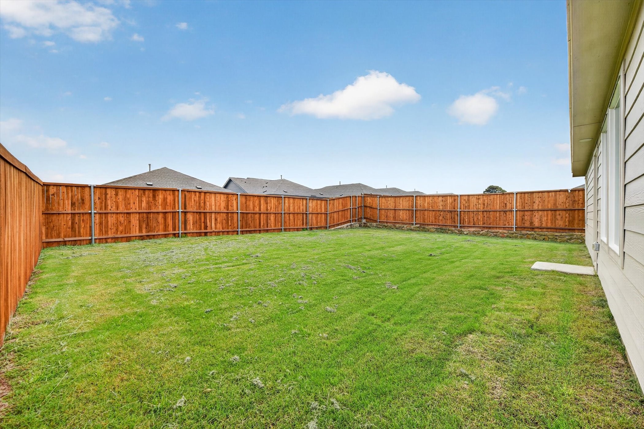 2051 Stable Lane Aubrey TX 76227