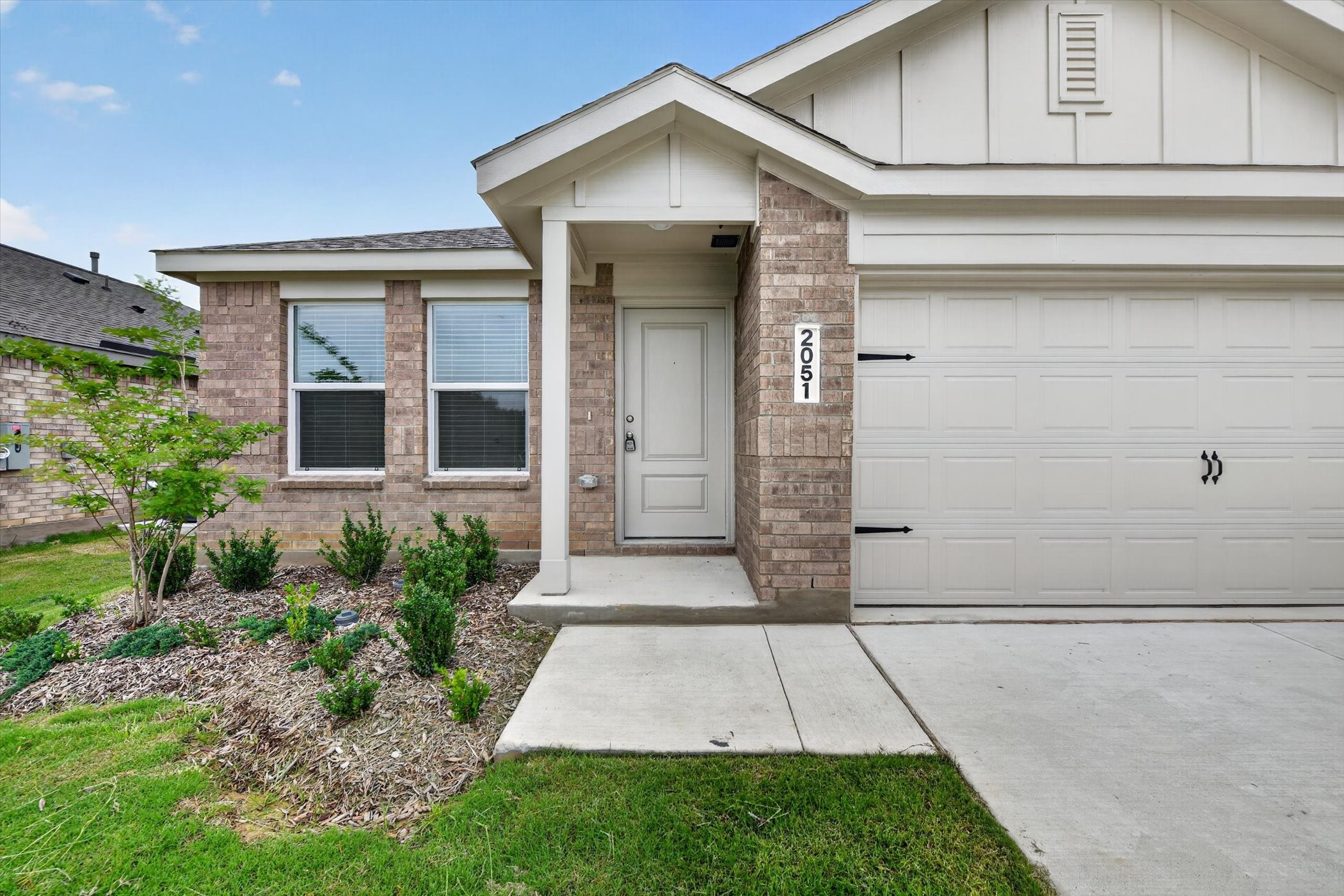 2051 Stable Lane Aubrey TX 76227
