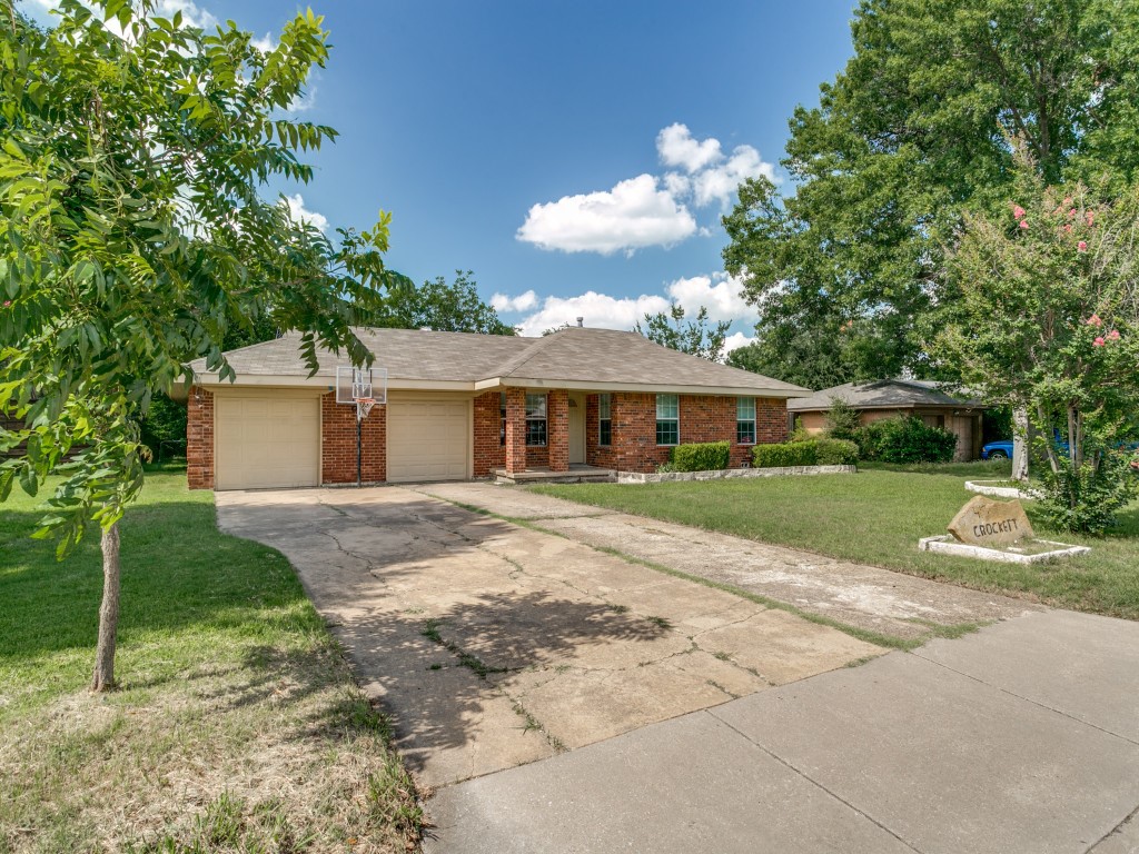 415 Crockett Lewisville TX 75057