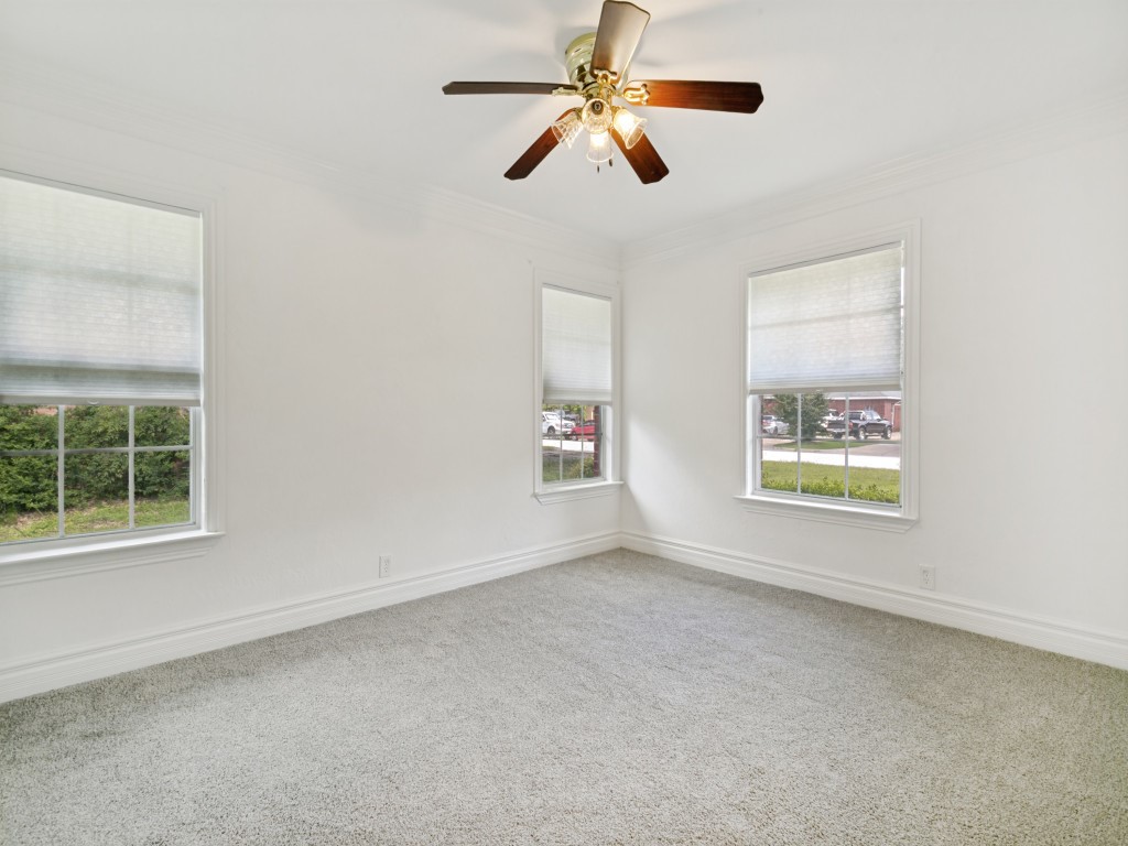 415 Crockett Lewisville TX 75057