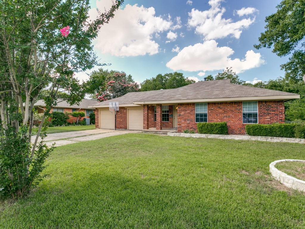 415 Crockett Lewisville TX 75057