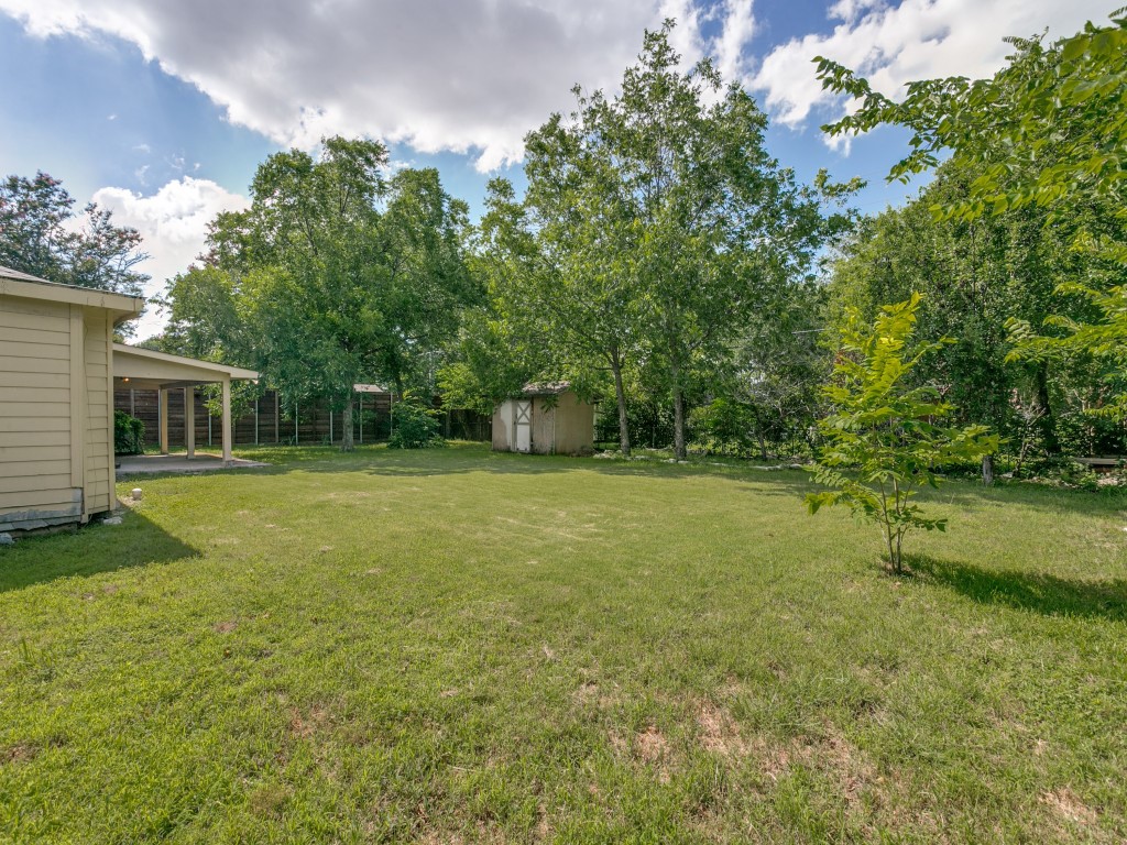415 Crockett Lewisville TX 75057