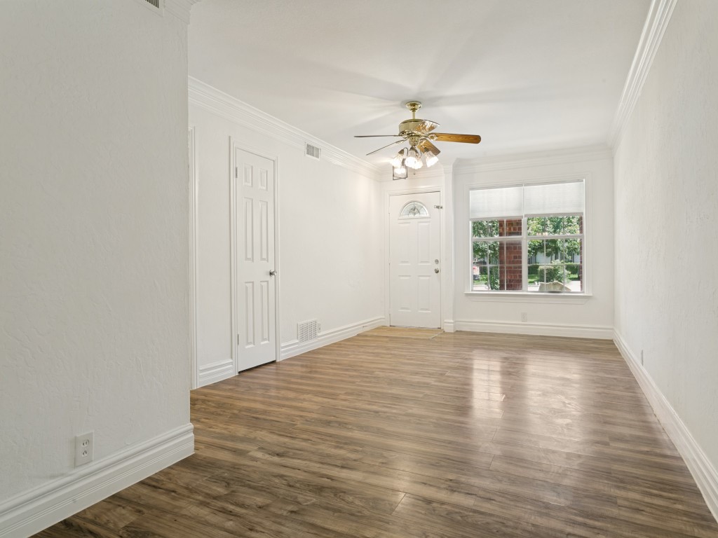 415 Crockett Lewisville TX 75057