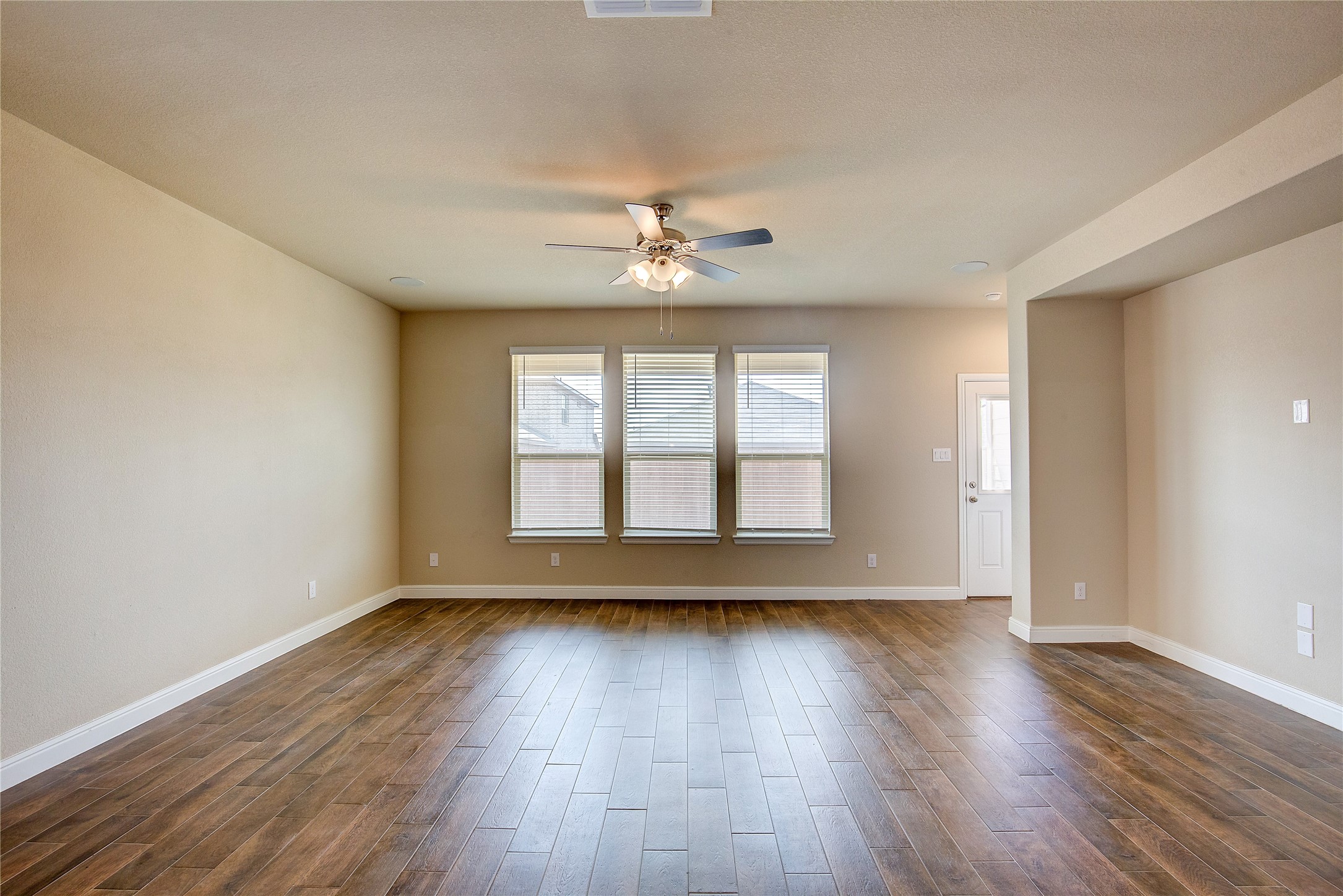 820 Greenford Manor Fort Worth TX 76247