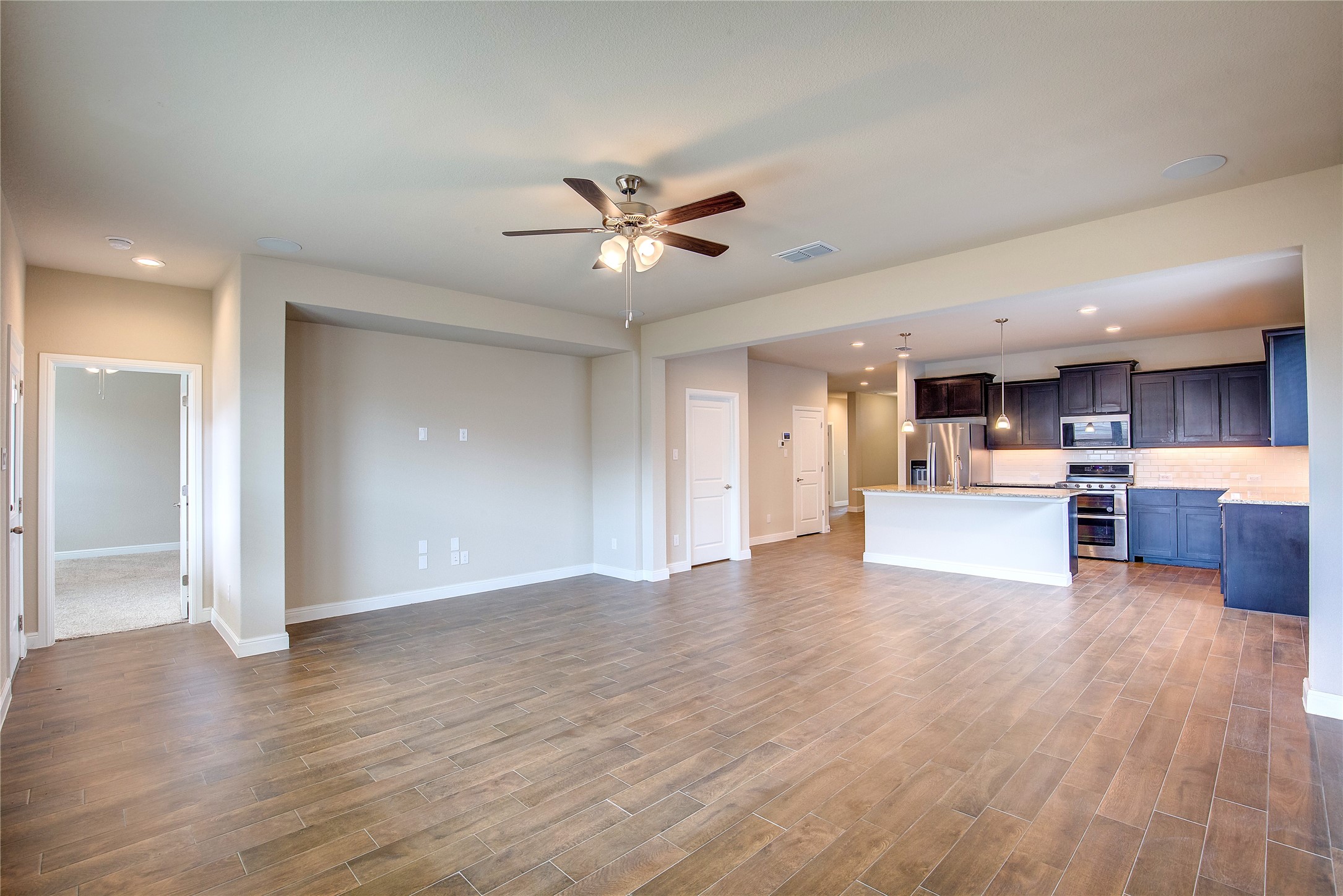 820 Greenford Manor Fort Worth TX 76247