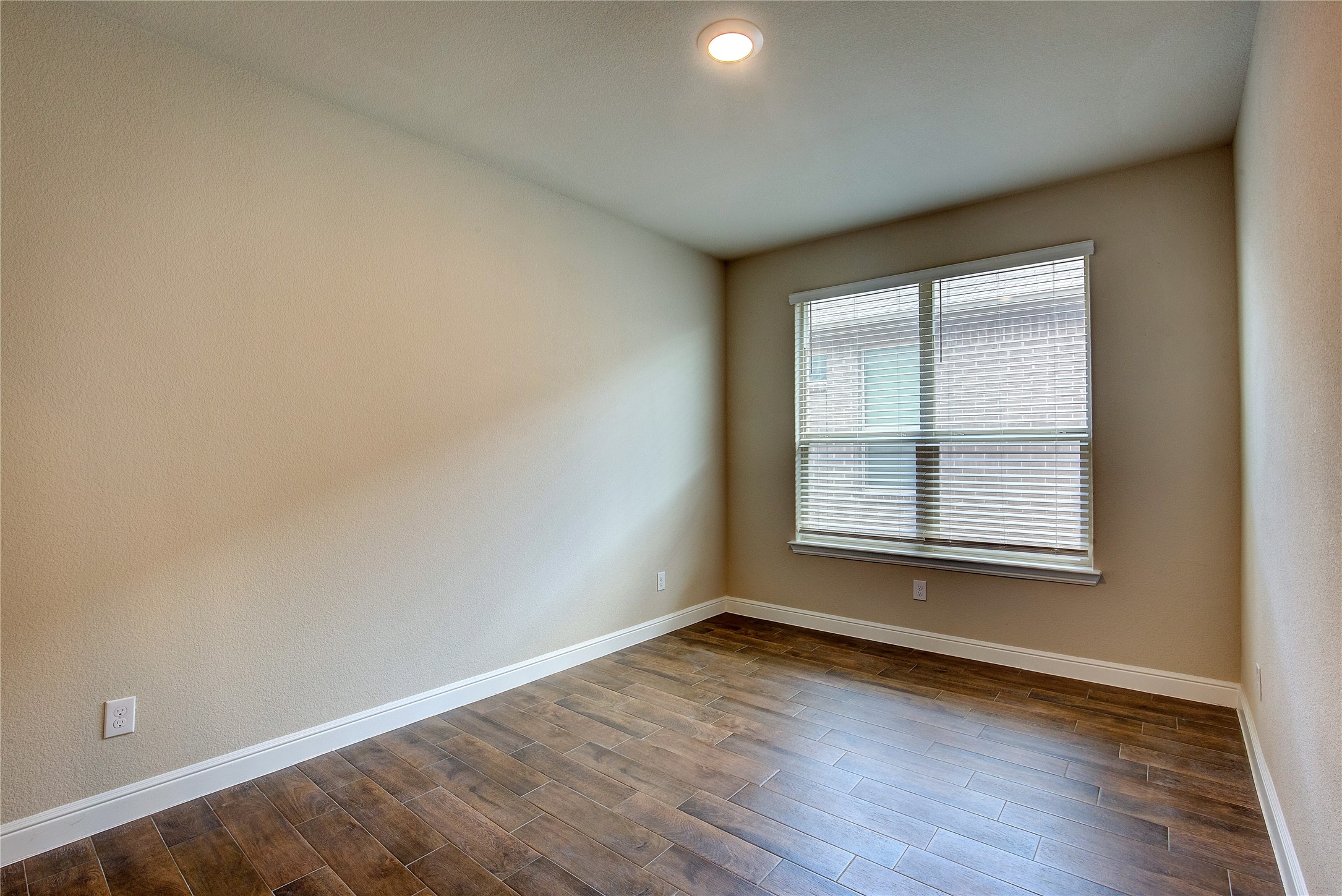 820 Greenford Manor Fort Worth TX 76247