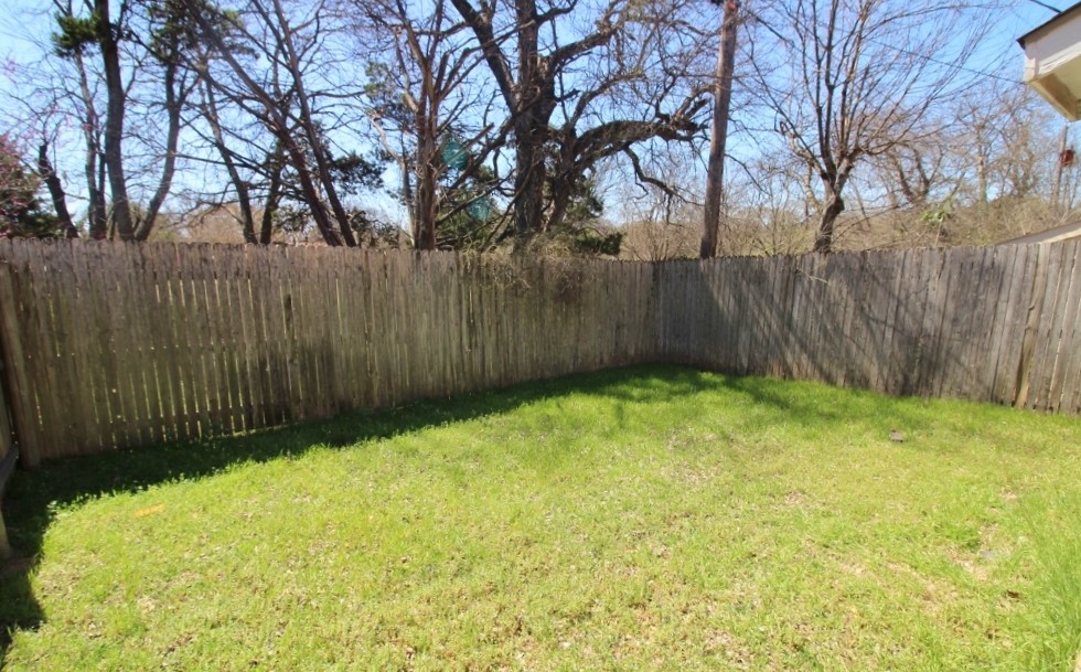 122 Country Bend Drive Duncanville TX 75137