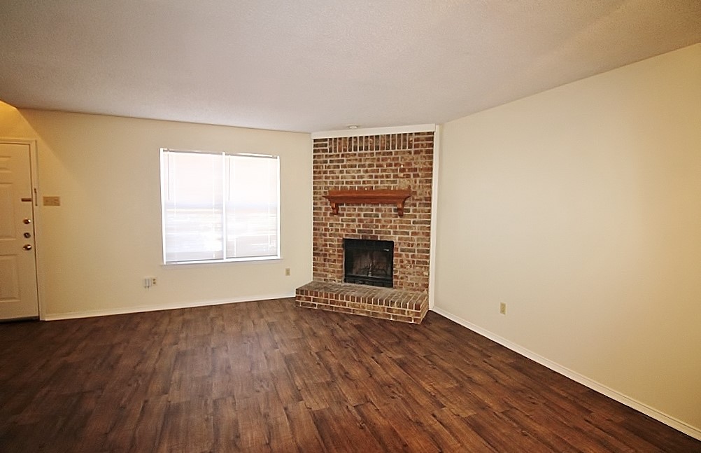 122 Country Bend Drive Duncanville TX 75137