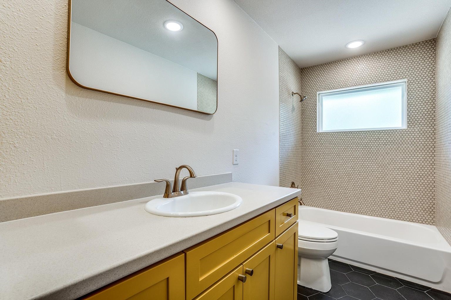 10343 Marsh Lane Dallas TX 75229