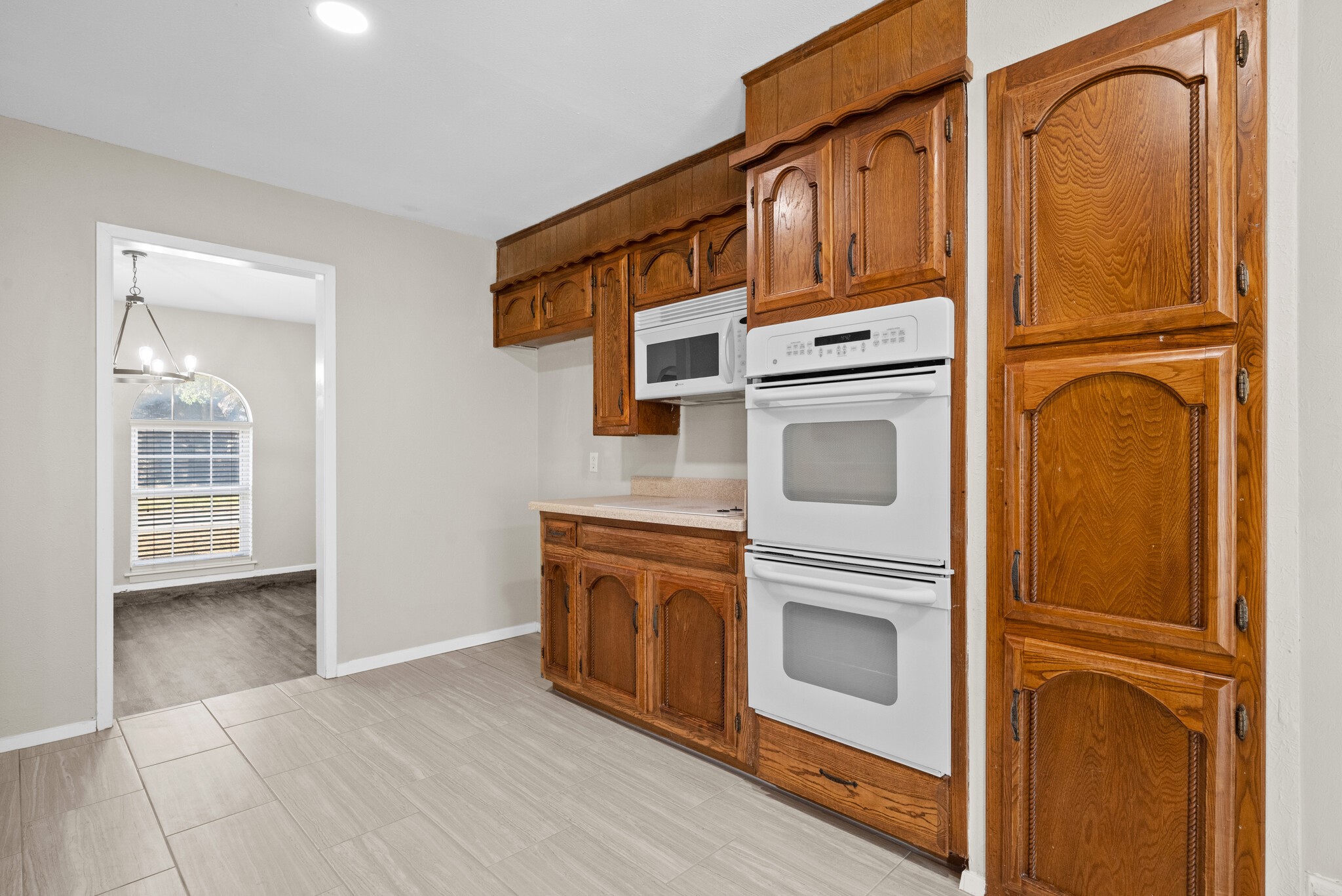 2001 San Jacinto Drive Arlington TX 76012