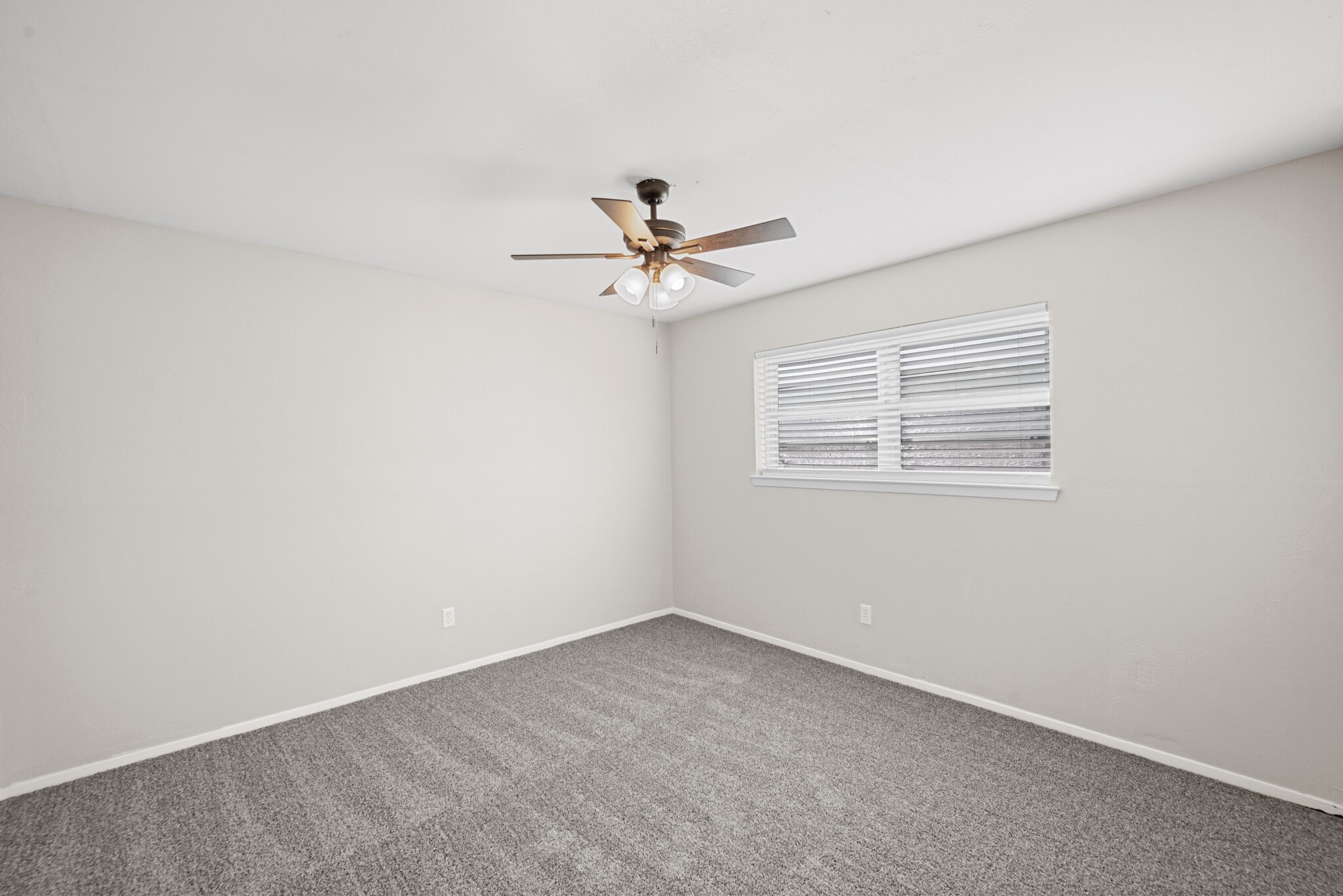 2001 San Jacinto Drive Arlington TX 76012