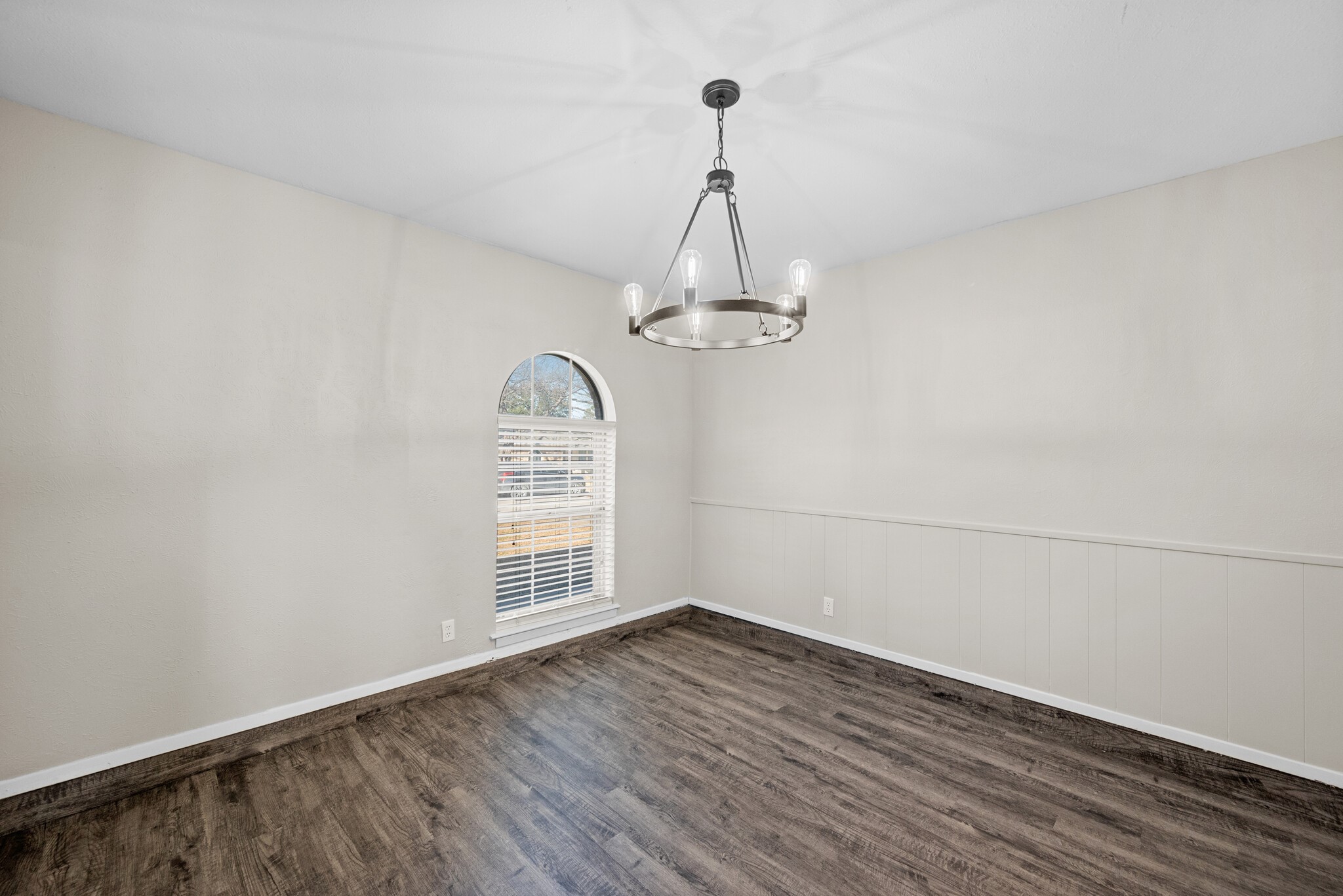 2001 San Jacinto Drive Arlington TX 76012