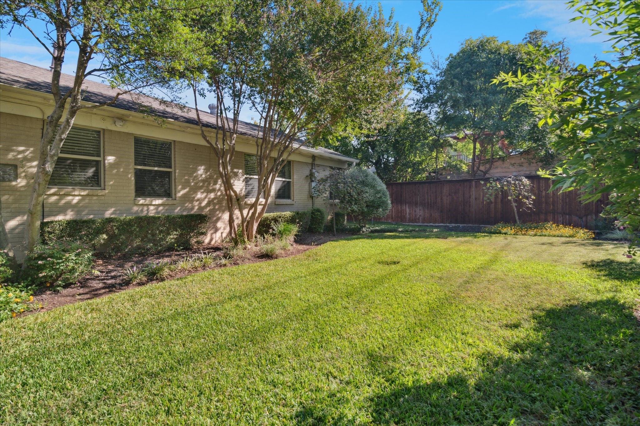3982 Highgrove Drive Dallas TX 75220