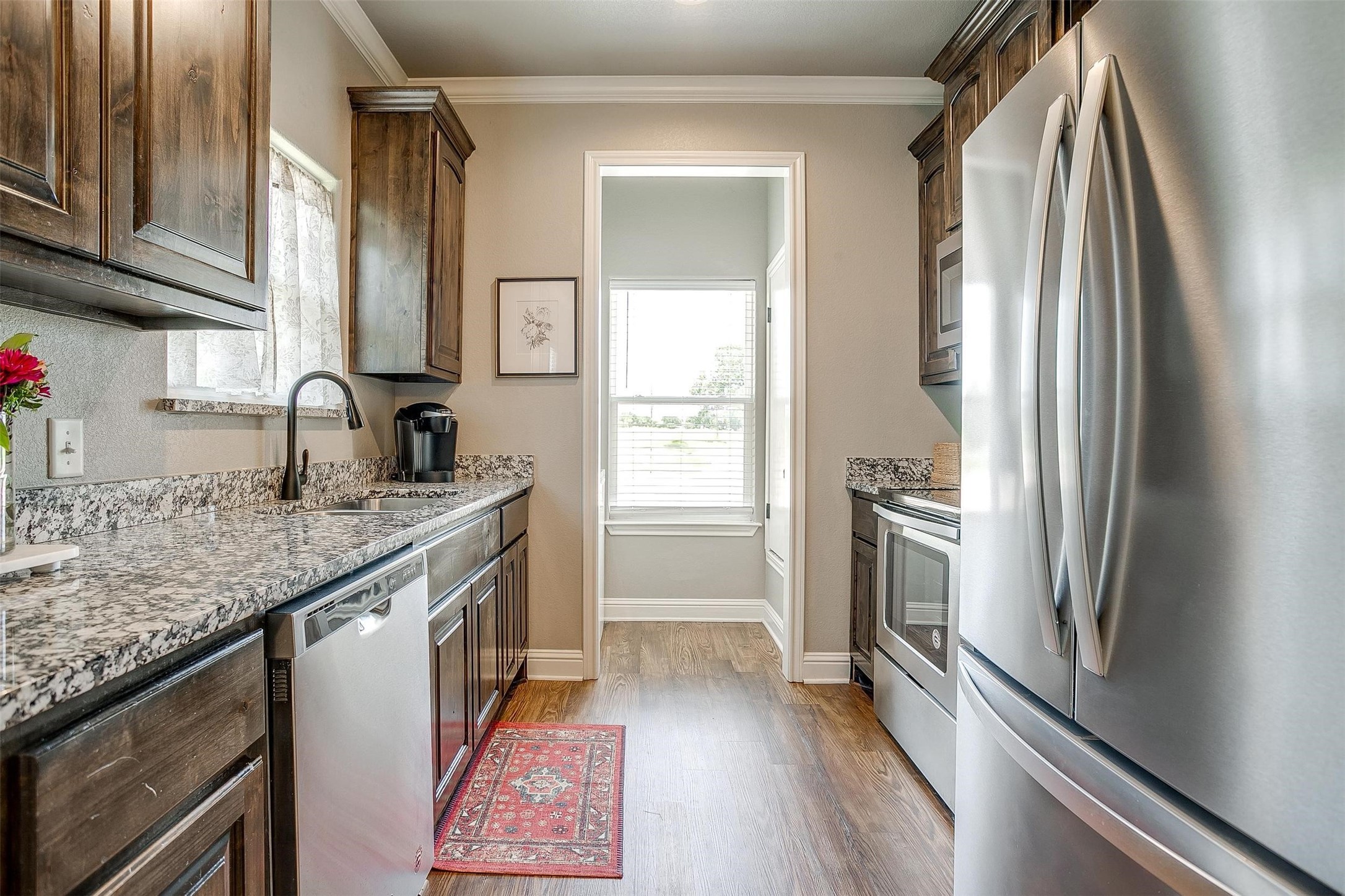 2710 James Granbury TX 76049