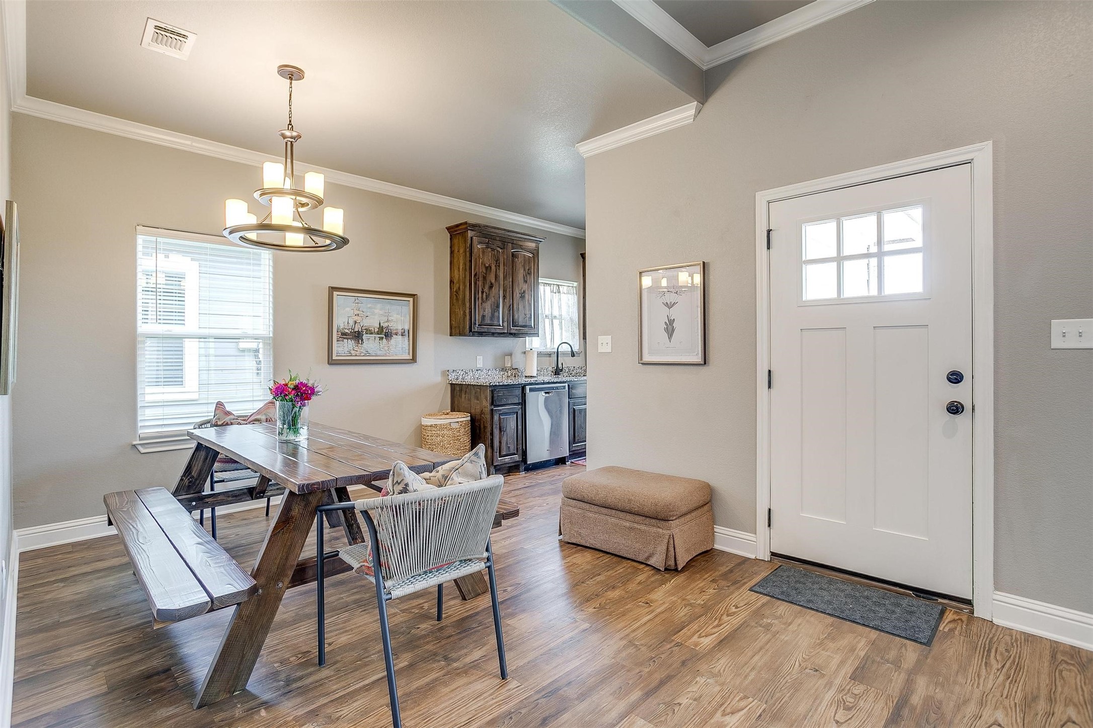 2710 James Granbury TX 76049