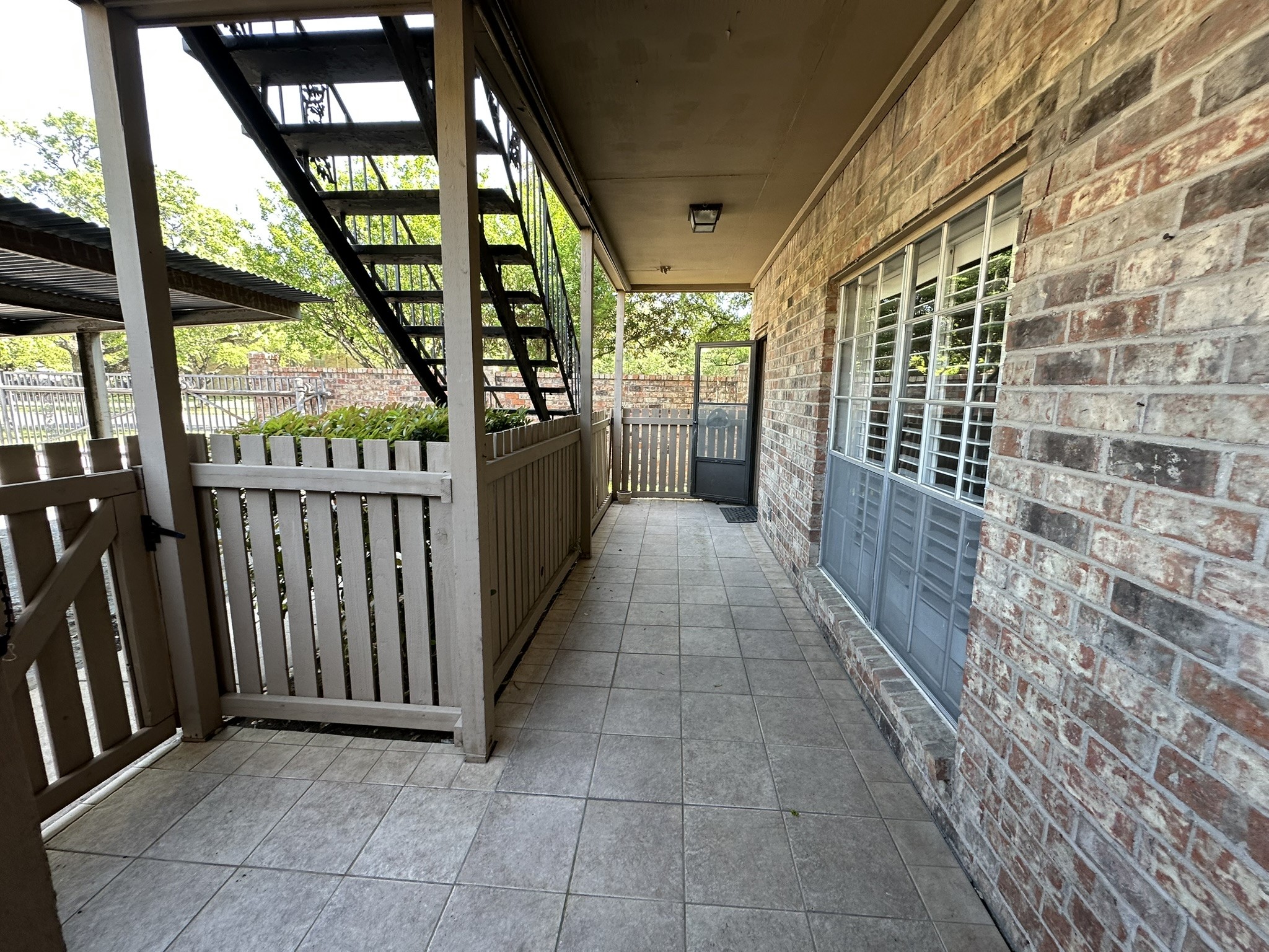 4349 Bellaire Drive S Fort Worth TX 76109