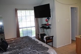 112 E Denton Drive Euless TX 76039