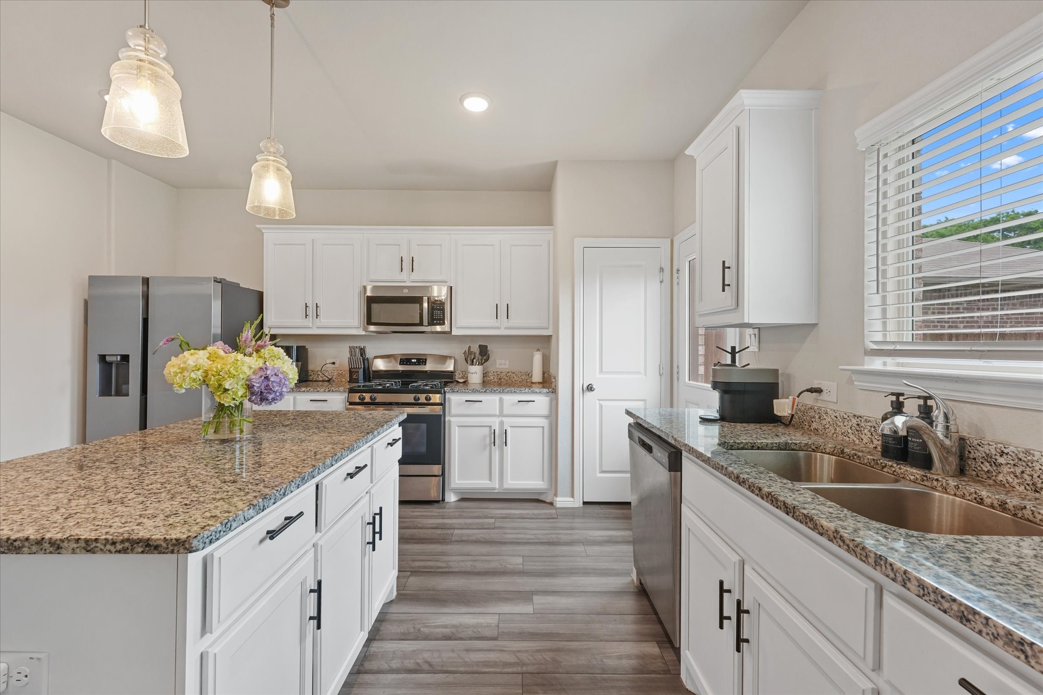 1128 Catalan Trail Mesquite TX 75149