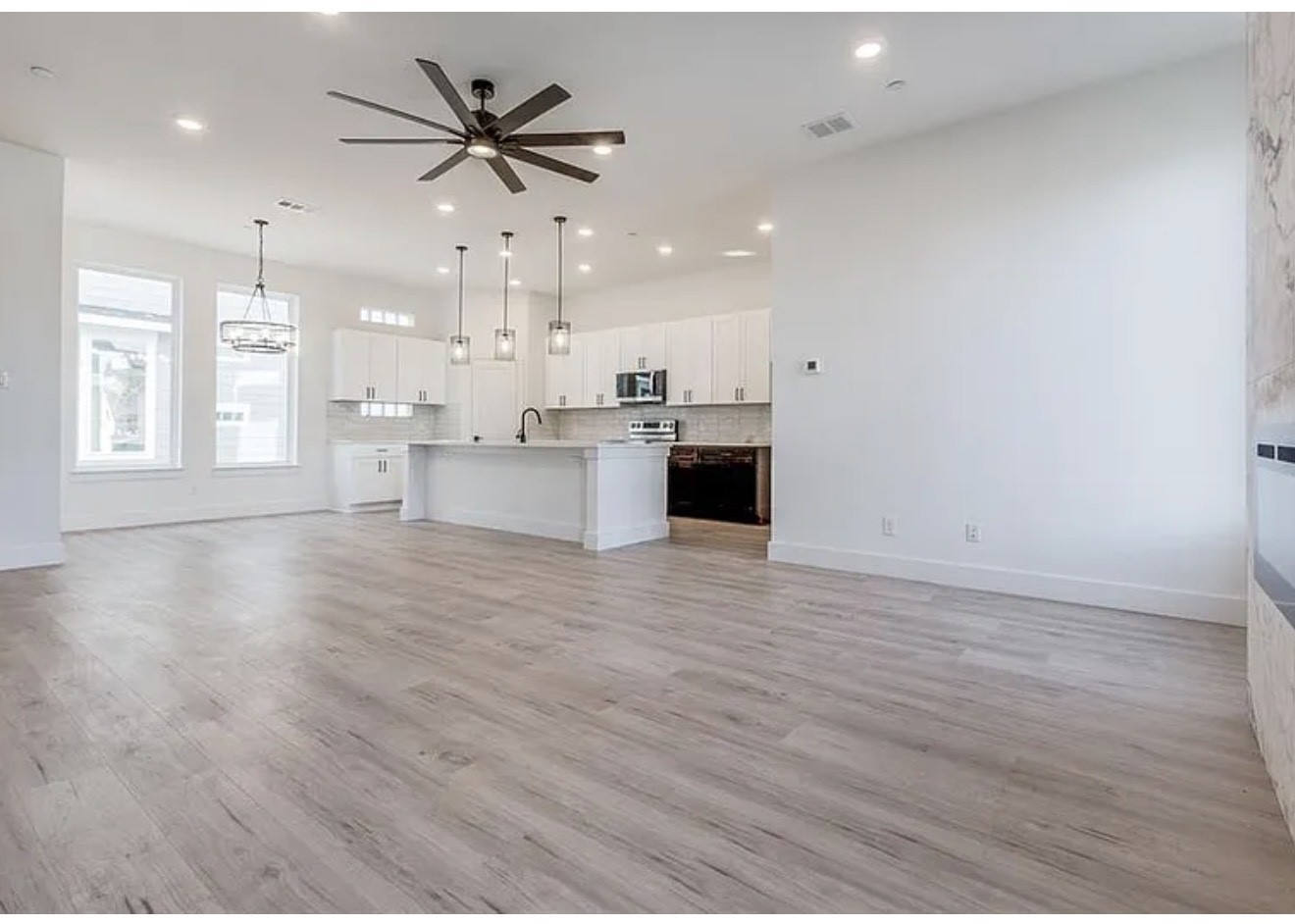 2134 Shea Road Dallas TX 75235