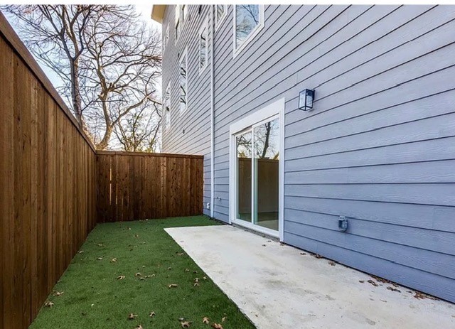 2134 Shea Road Dallas TX 75235