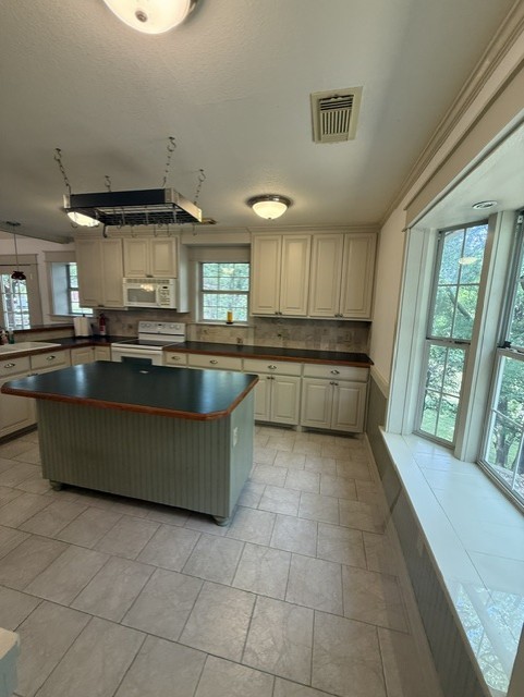 1379 Gilman Road Kennedale TX 76140