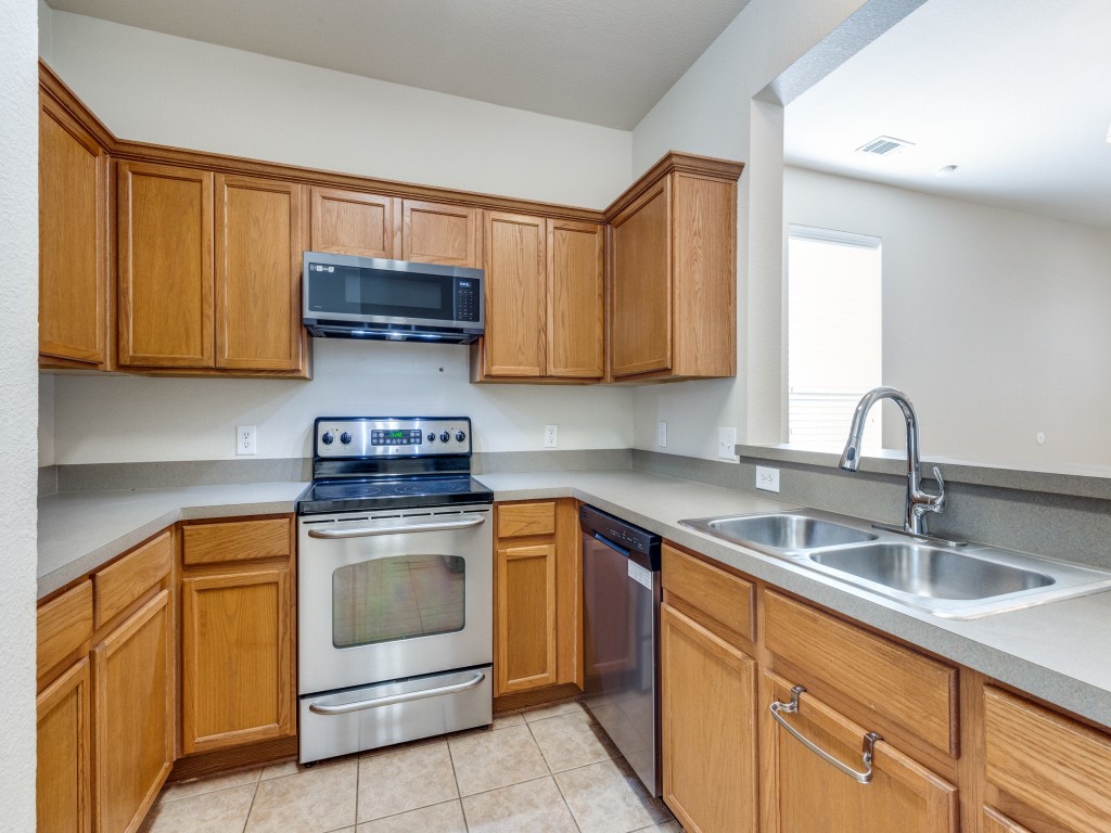 10800 Astor Drive Fort Worth TX 76244