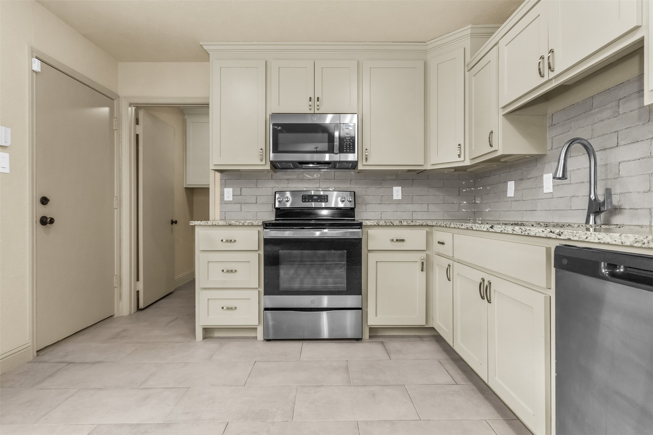 556 Freestone Drive Allen TX 75002