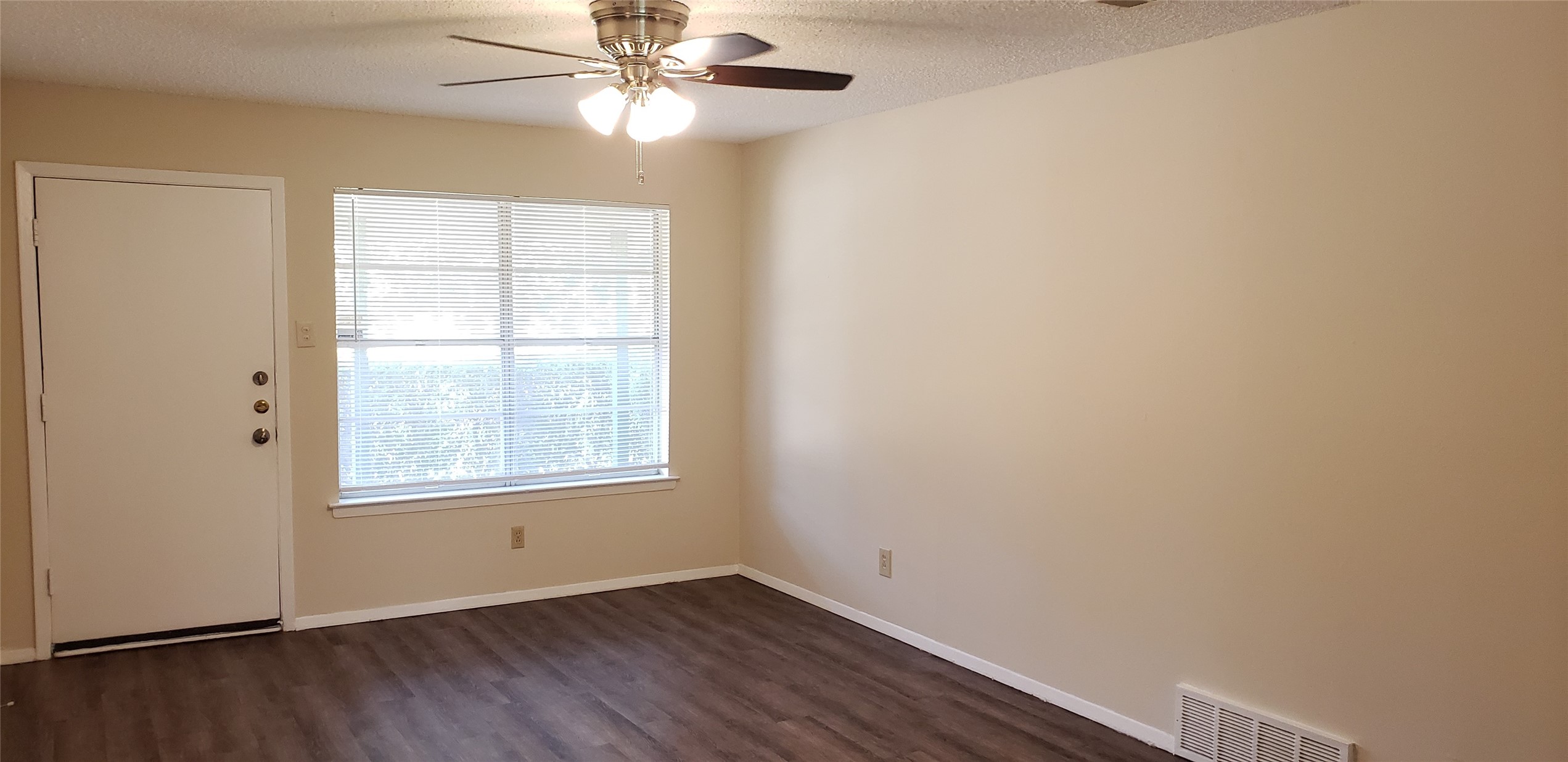 511 Cambridge Drive Richardson TX 75080