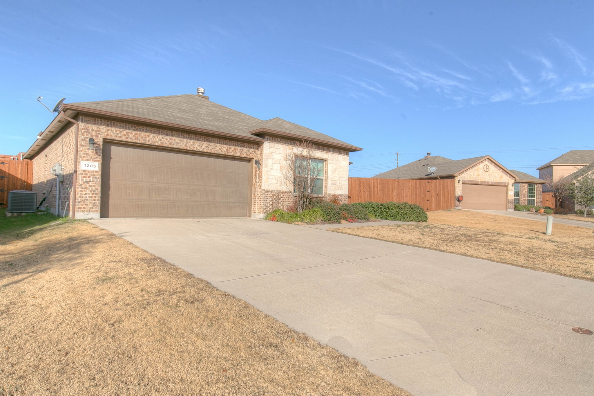 1205 Glen Court Weatherford TX 76087