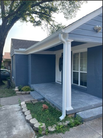 2515 Roanoke Avenue Dallas TX 75235