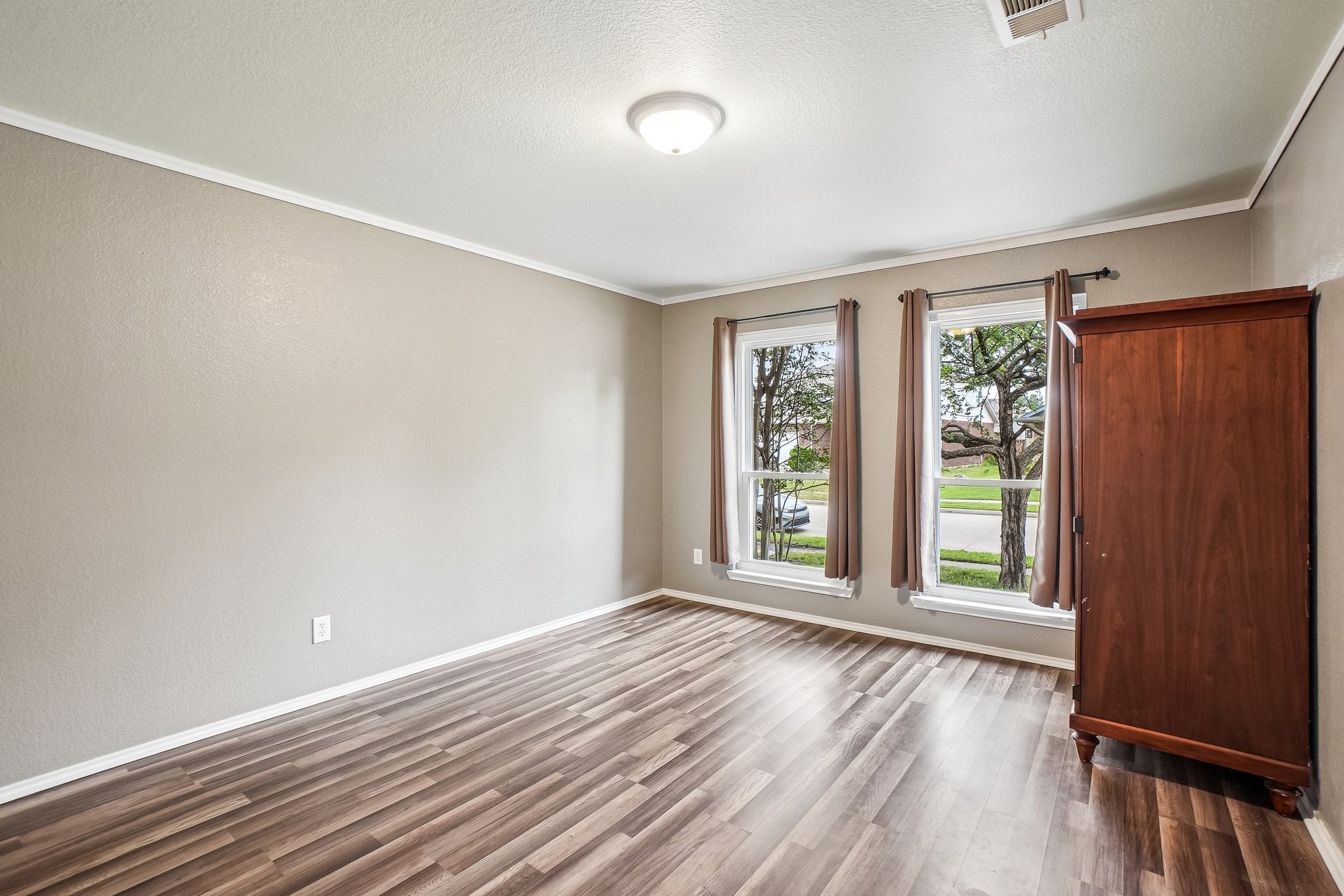 1220 Mockingbird Drive Aubrey TX 76227