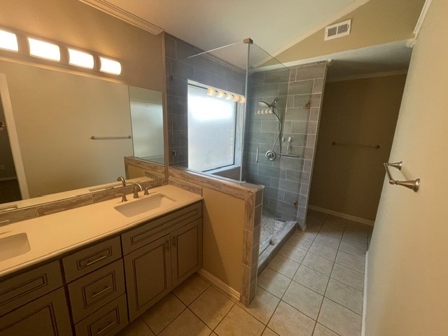 8221 Mark Lane Watauga TX 76148