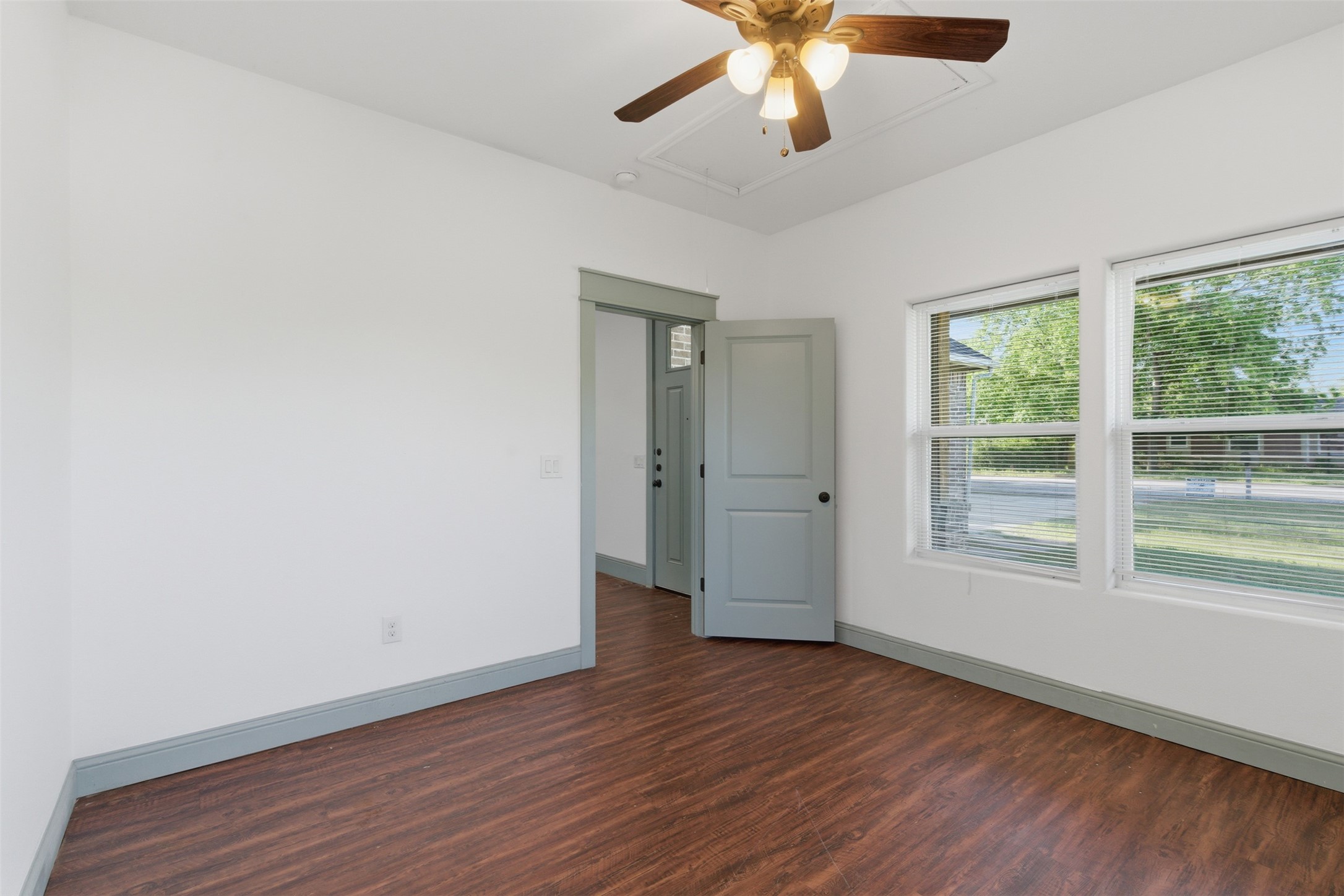 1731 W Elm Street Denison TX 75020