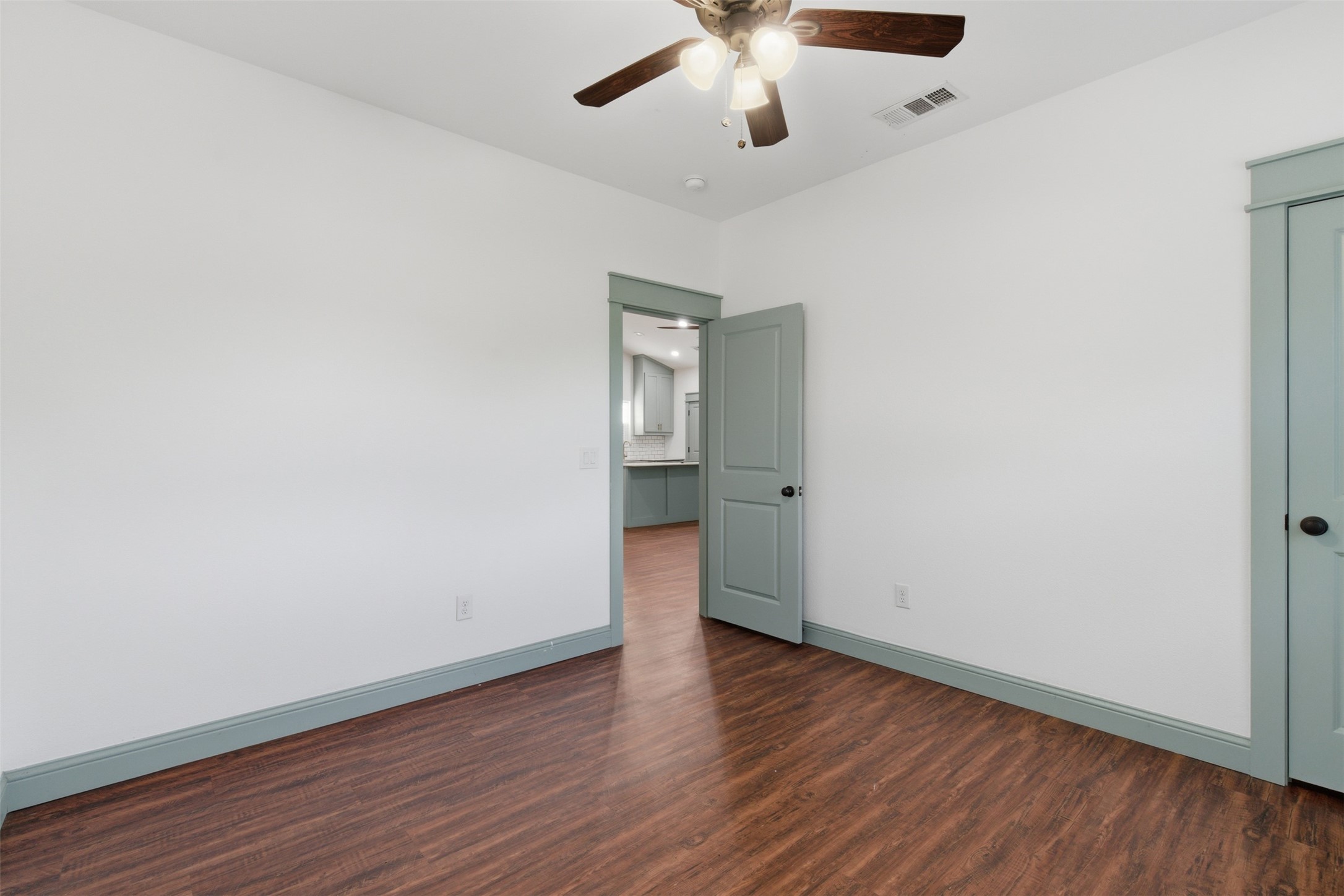 1731 W Elm Street Denison TX 75020