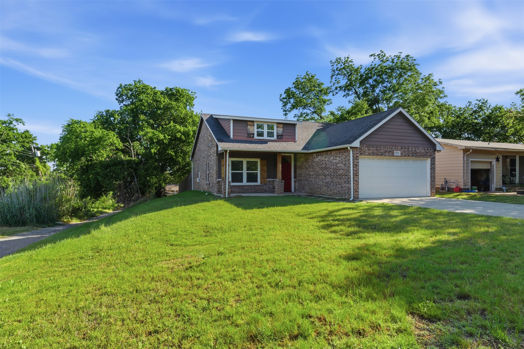1731 W Elm Street Denison TX 75020