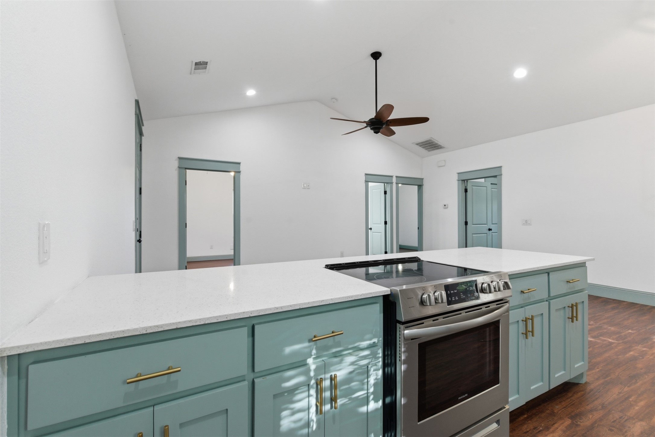 1731 W Elm Street Denison TX 75020