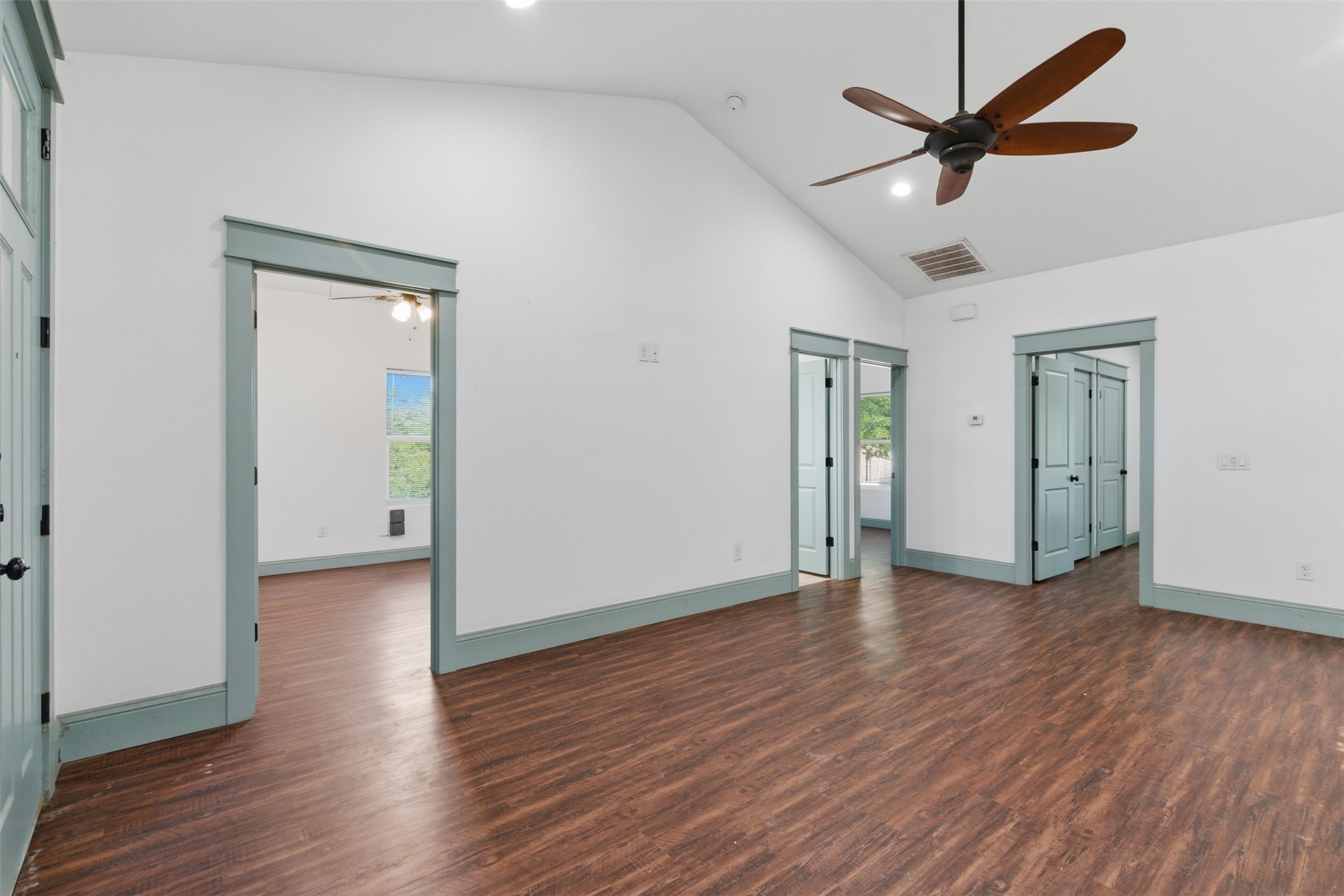 1731 W Elm Street Denison TX 75020