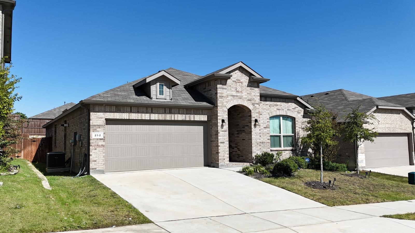 252 Drumcliffe Drive Fort Worth TX 76052