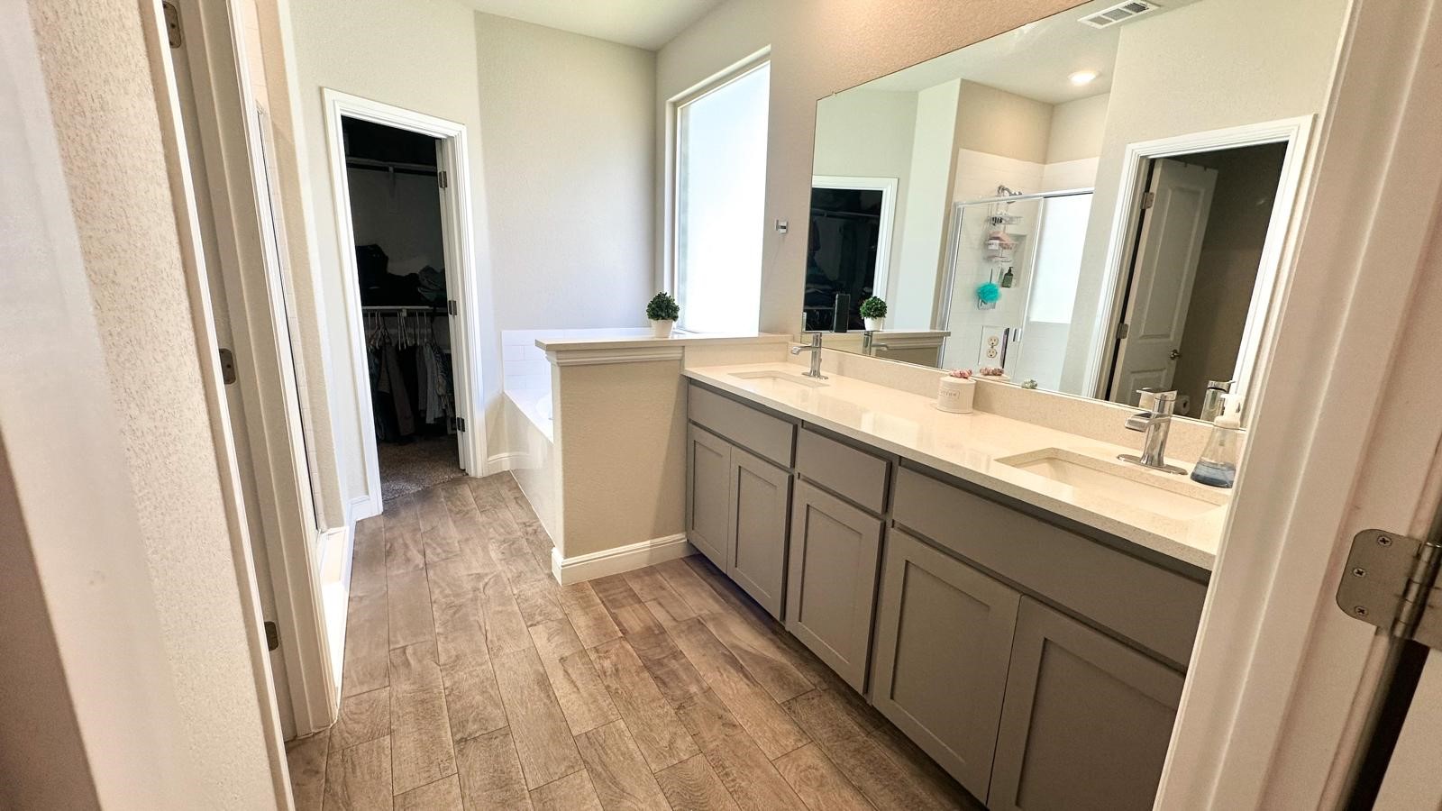 252 Drumcliffe Drive Fort Worth TX 76052