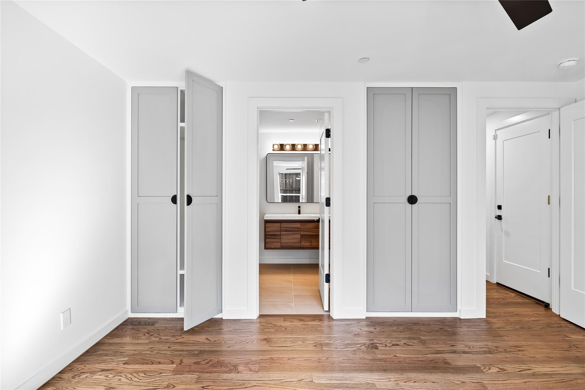 1529 Villars Street Dallas TX 75204