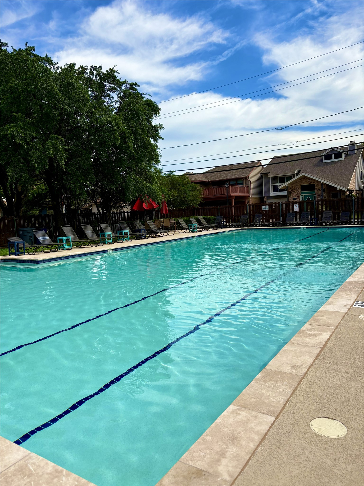 1529 Villars Street Dallas TX 75204