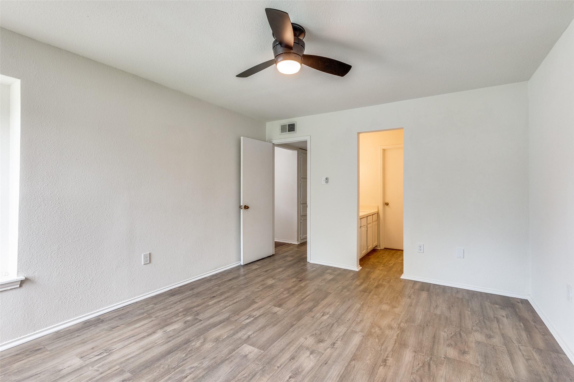 1505 Gentle Wind Drive Arlington TX 76018