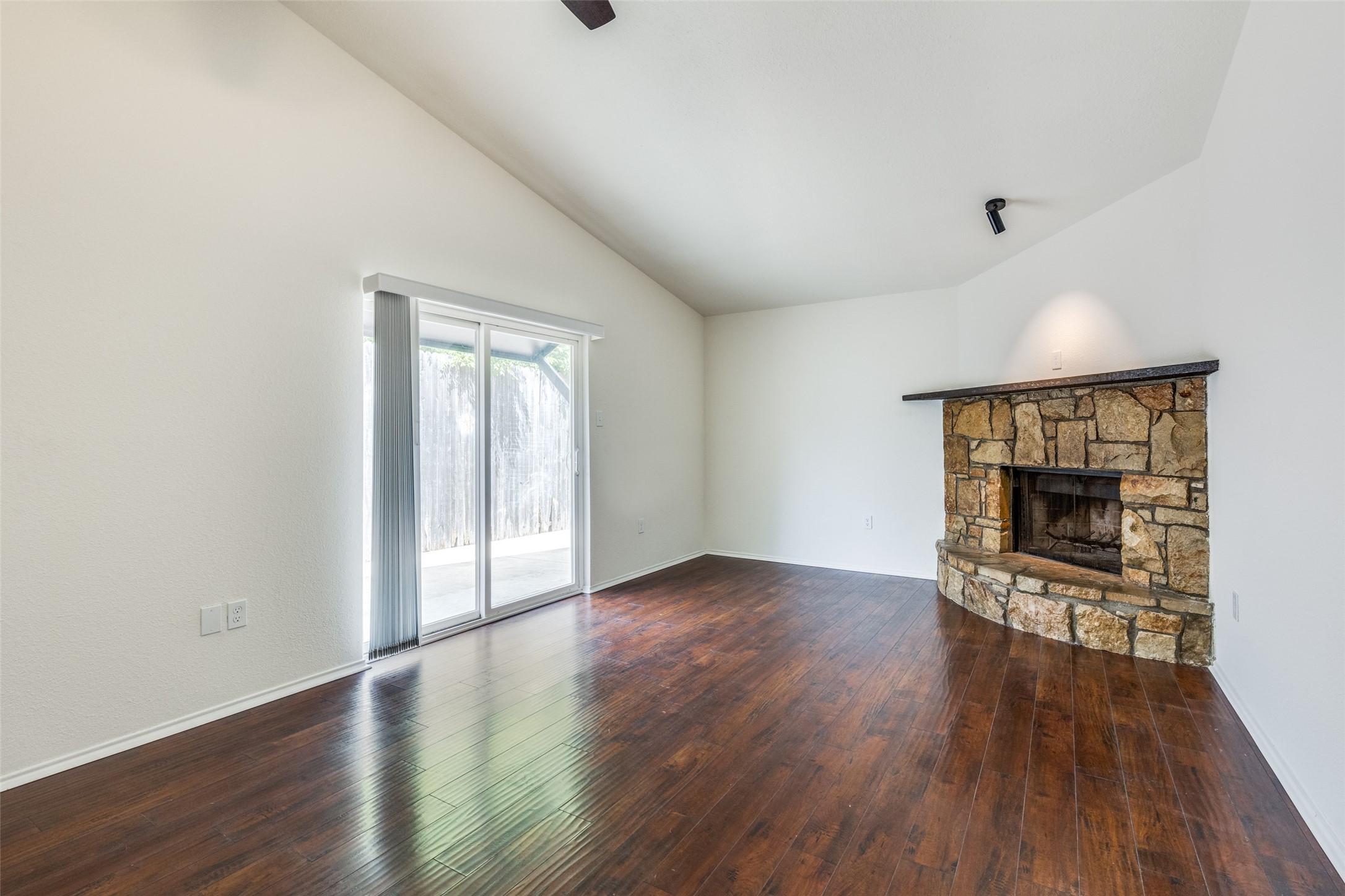 1505 Gentle Wind Drive Arlington TX 76018