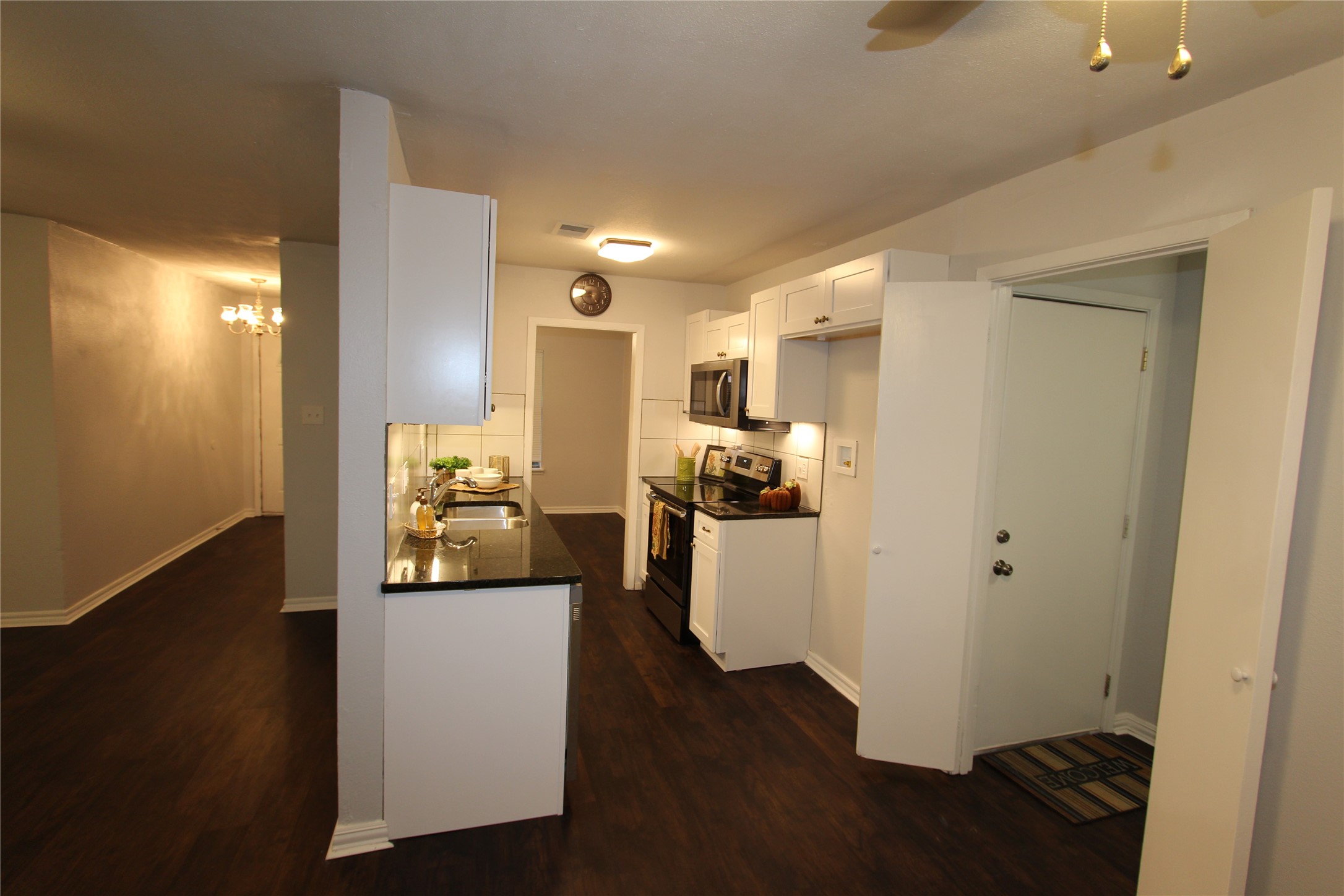737 Holiday Drive Sherman TX 75090