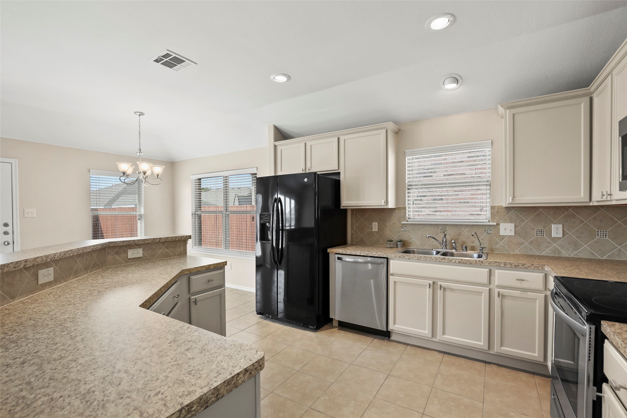 1703 Twin Hills Way Princeton TX 75407