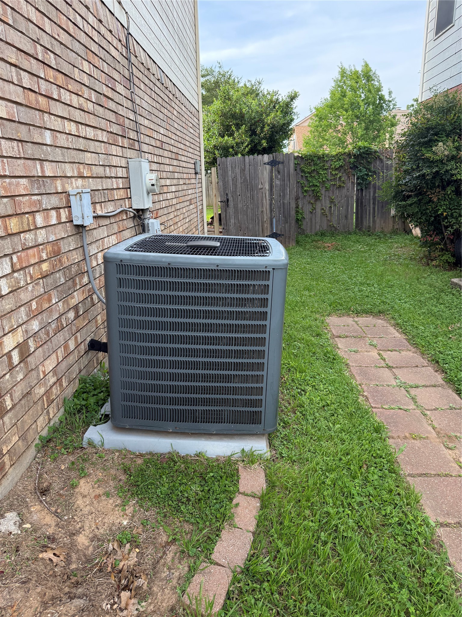 8617 Sabinas Trail Fort Worth TX 76118