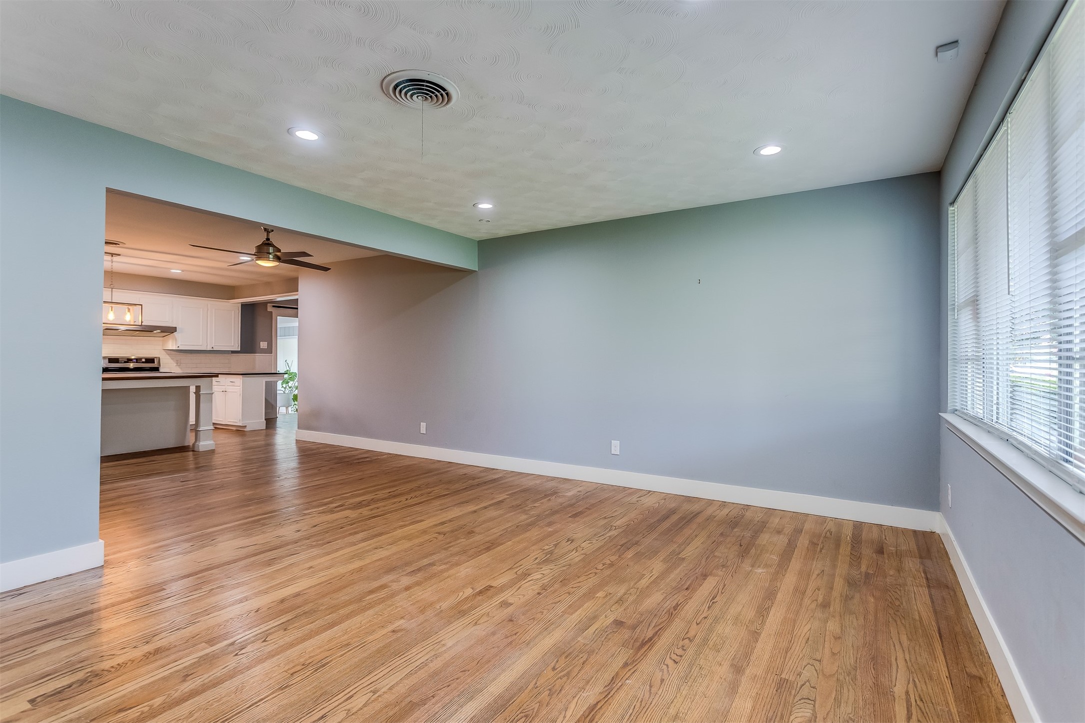 2540 El Cerrito Drive Dallas TX 75228
