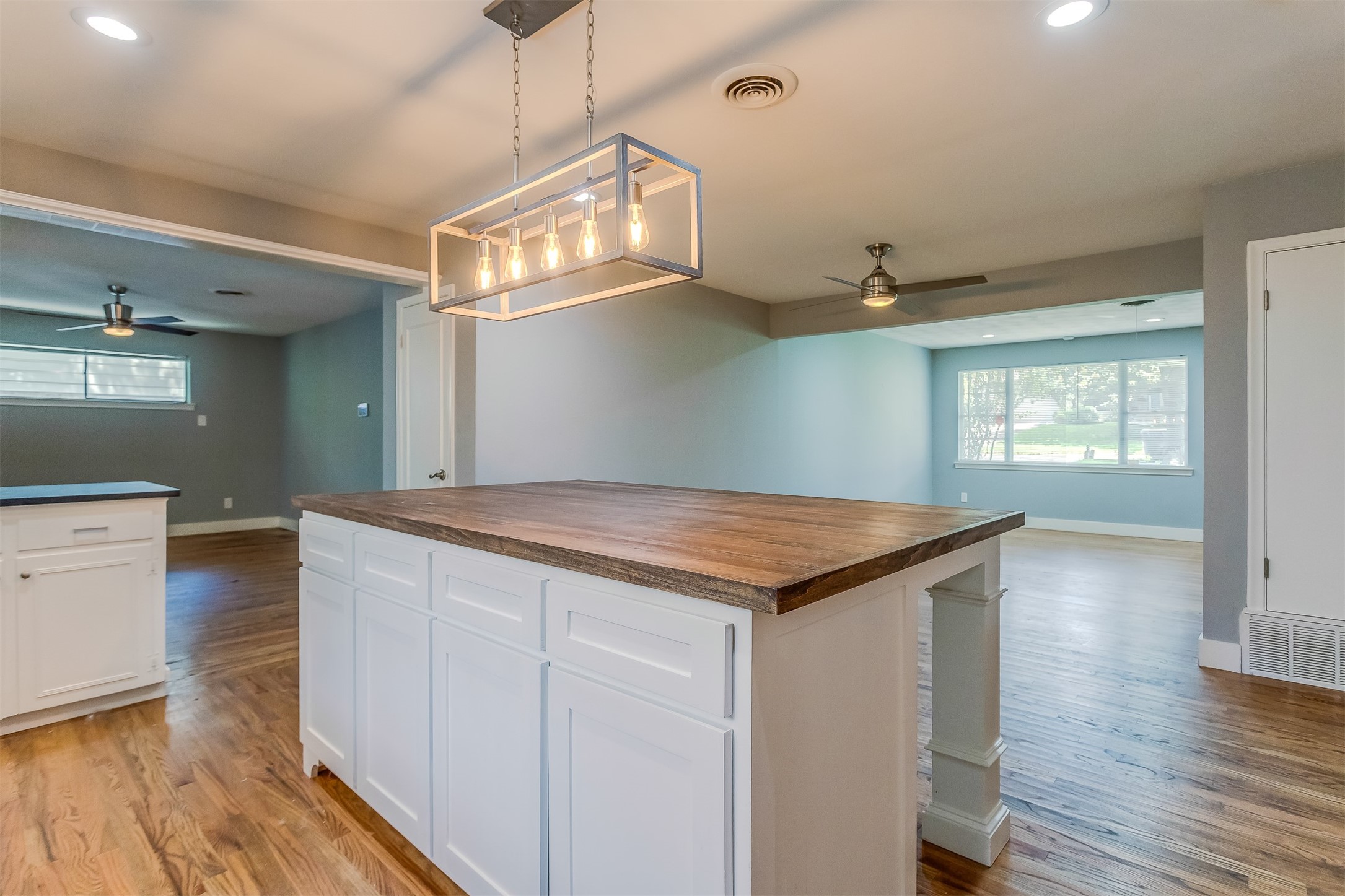 2540 El Cerrito Drive Dallas TX 75228