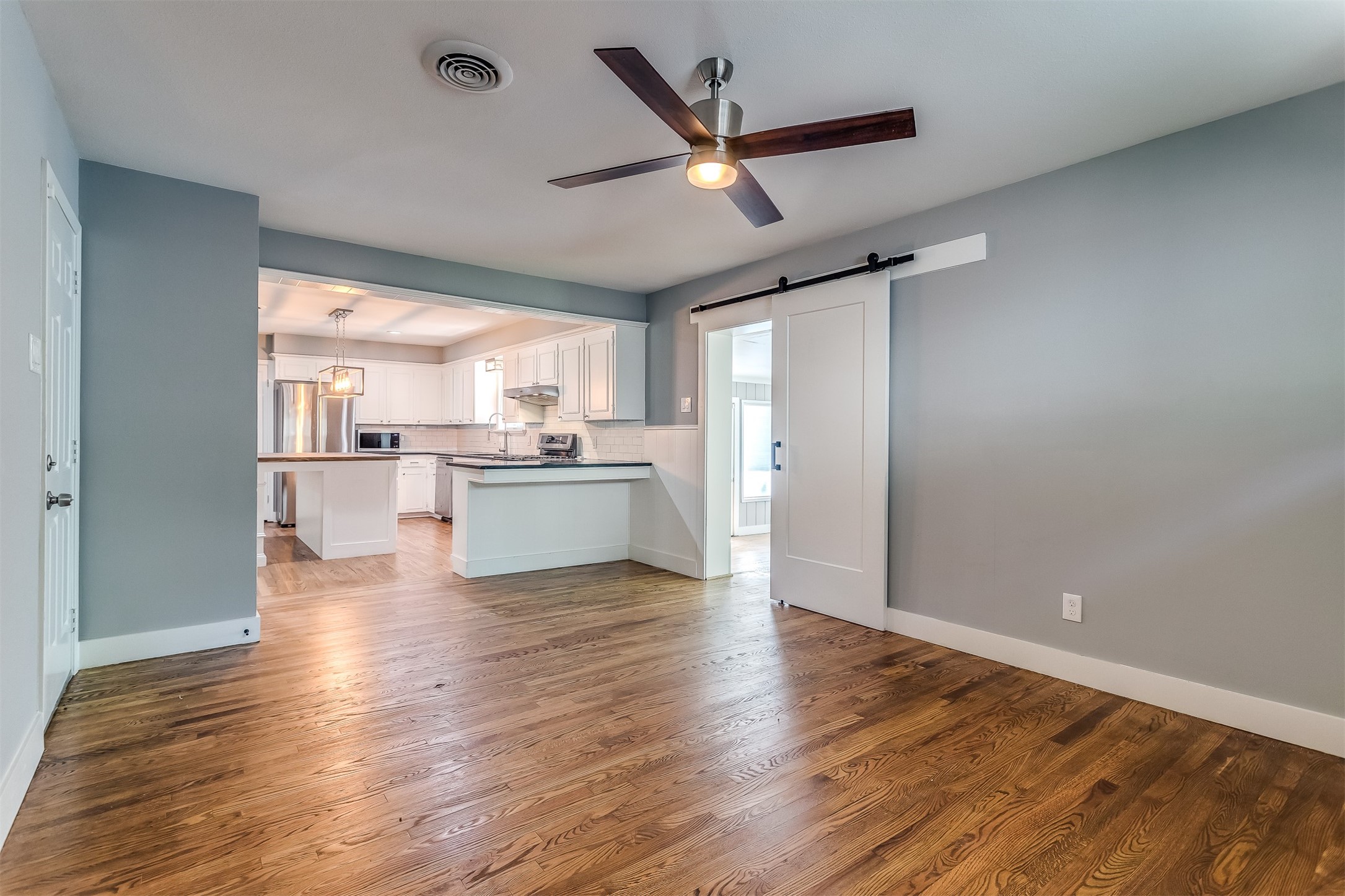 2540 El Cerrito Drive Dallas TX 75228